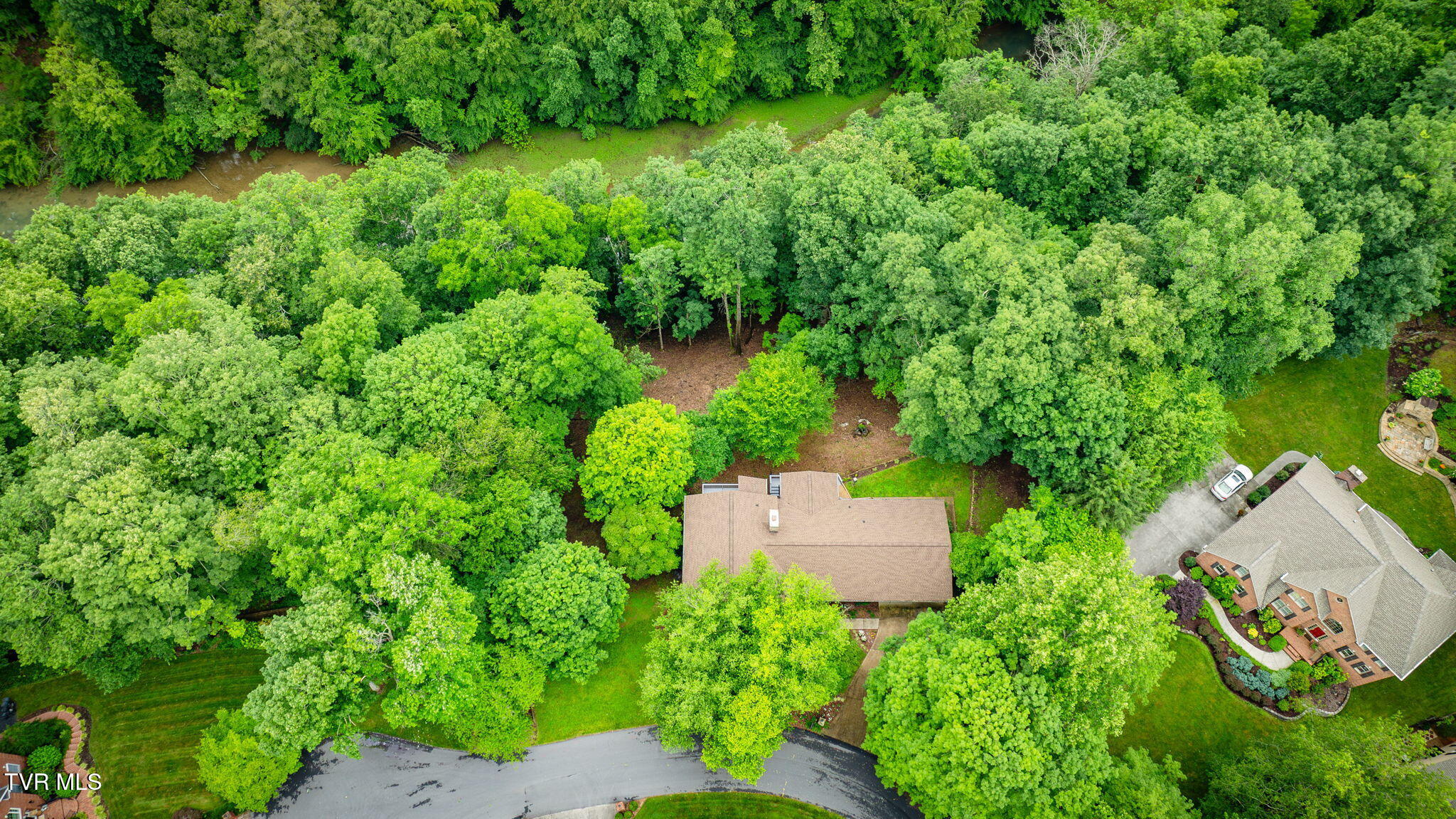 Kingsport, Tennessee, 37663, United States, 5 Bedrooms Bedrooms, ,3 BathroomsBathrooms,Residential,For Sale,1878184