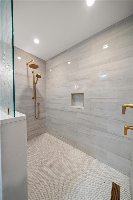 Belleair, Florida, 33756, United States, 3 Bedrooms Bedrooms, ,2 BathroomsBathrooms,Residential,For Sale,1991746