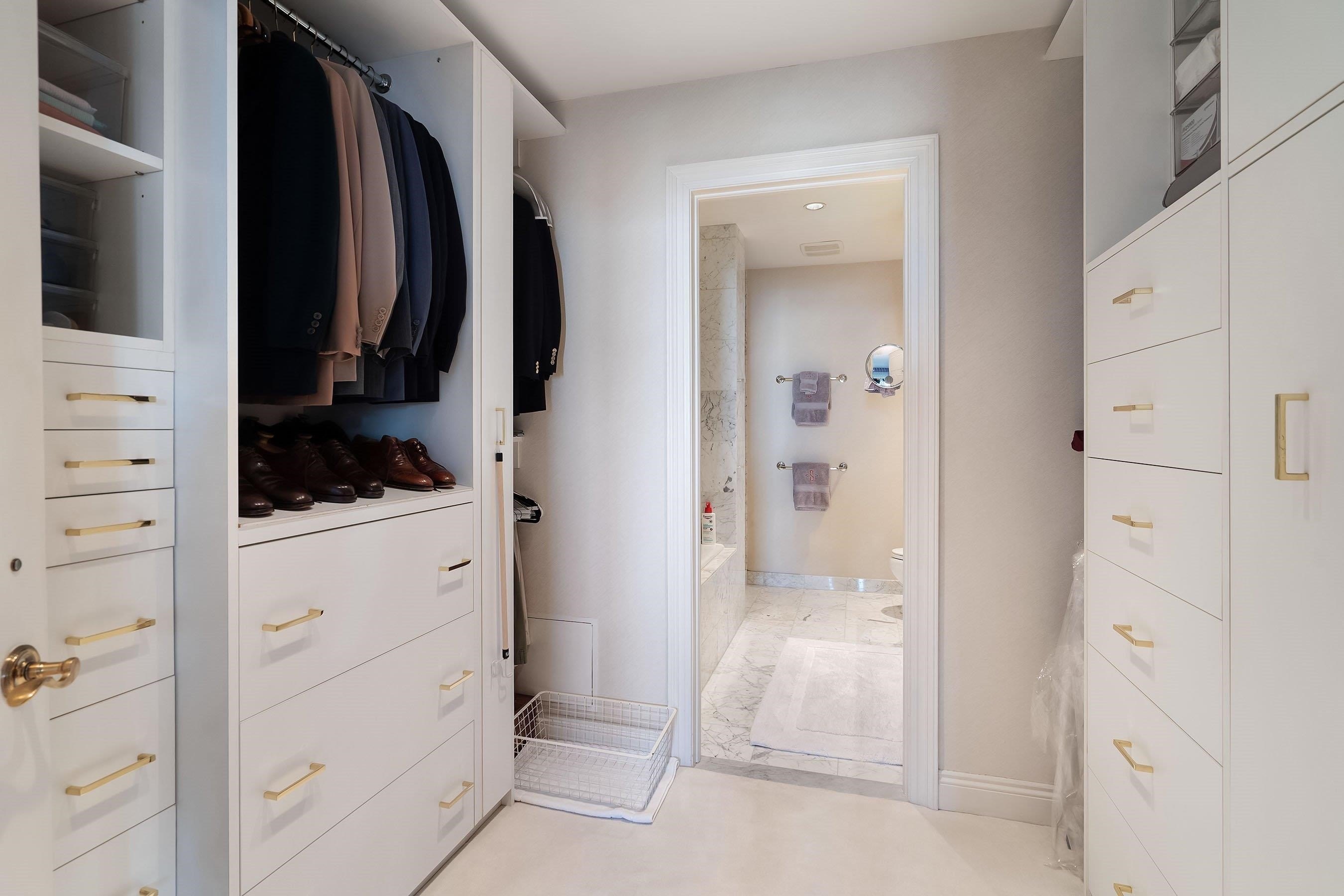 JC, Greenville, New Jersey, 07305, United States, 3 Bedrooms Bedrooms, ,3 BathroomsBathrooms,Residential,For Sale,1981976