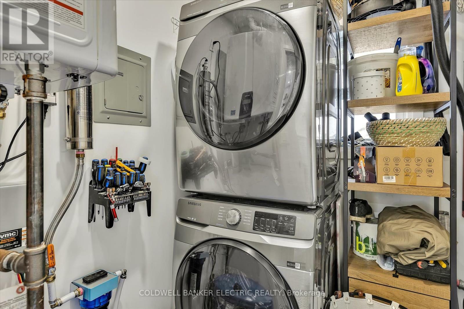 MINDEN HILLS (MINDEN), Ontario, K0M 2K0, CA, 2 Bedrooms Bedrooms, ,1 BathroomBathrooms,Residential,For Sale,1875856