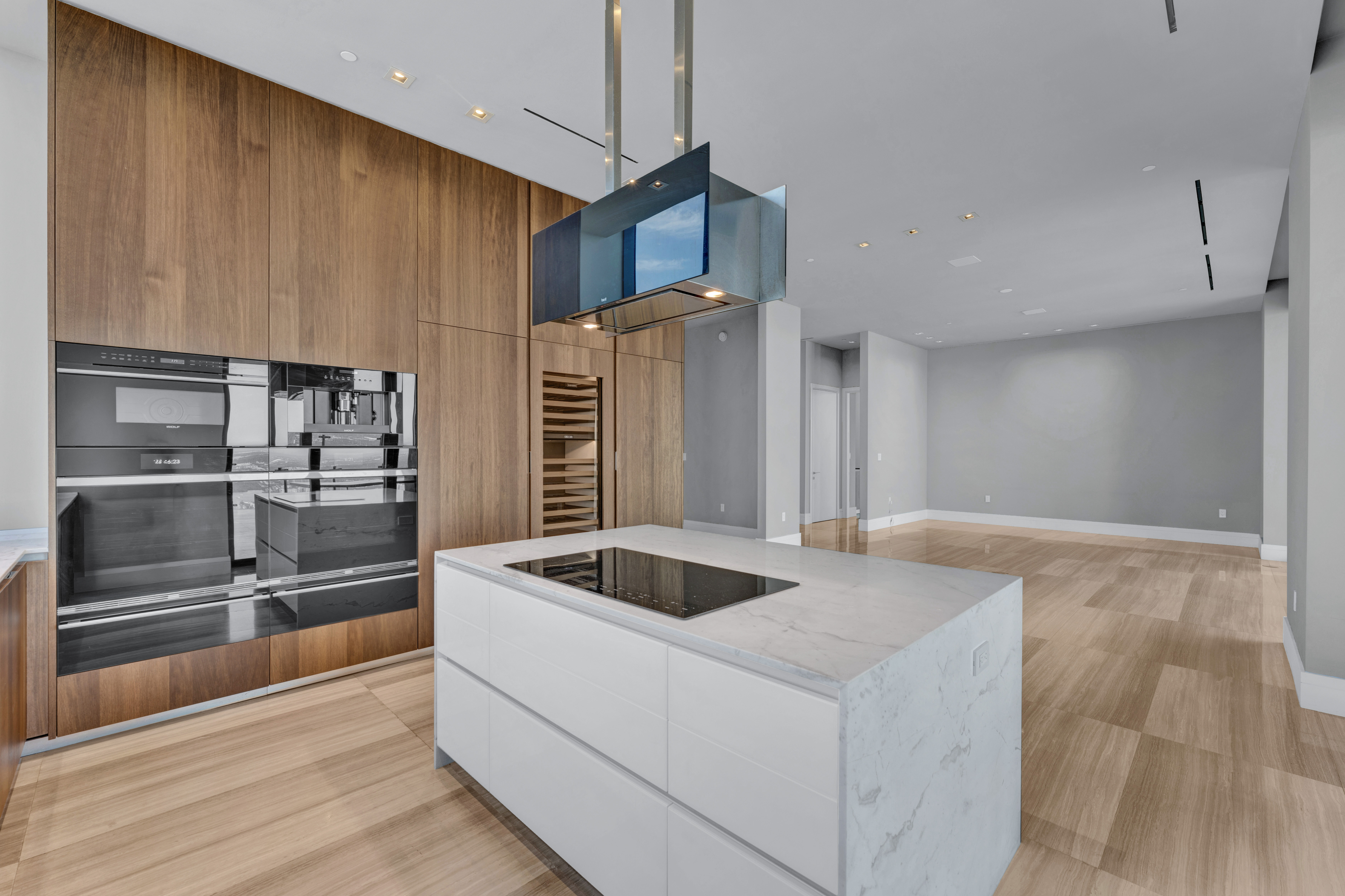  17141 Collins Ave, Sunny Isles Beach, FL, 33160 - 物件實景