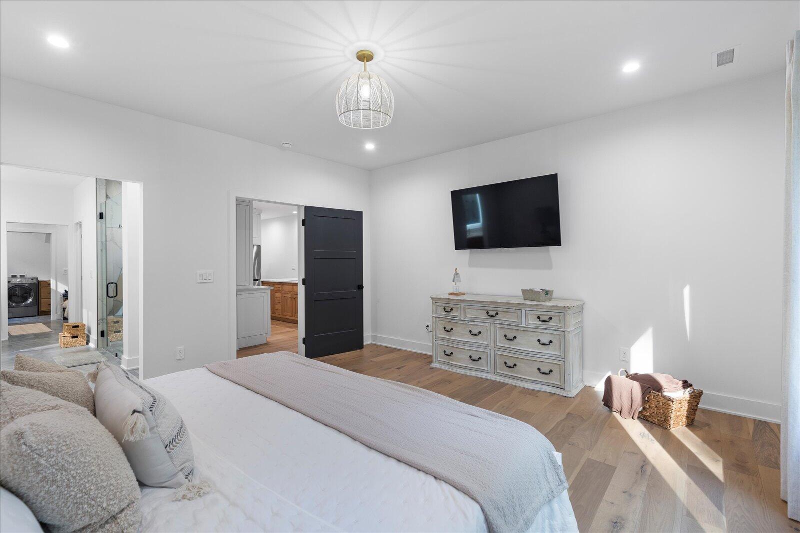 Whitwell, Tennessee, 37397, United States, 3 Bedrooms Bedrooms, ,3 BathroomsBathrooms,Residential,For Sale,1980054