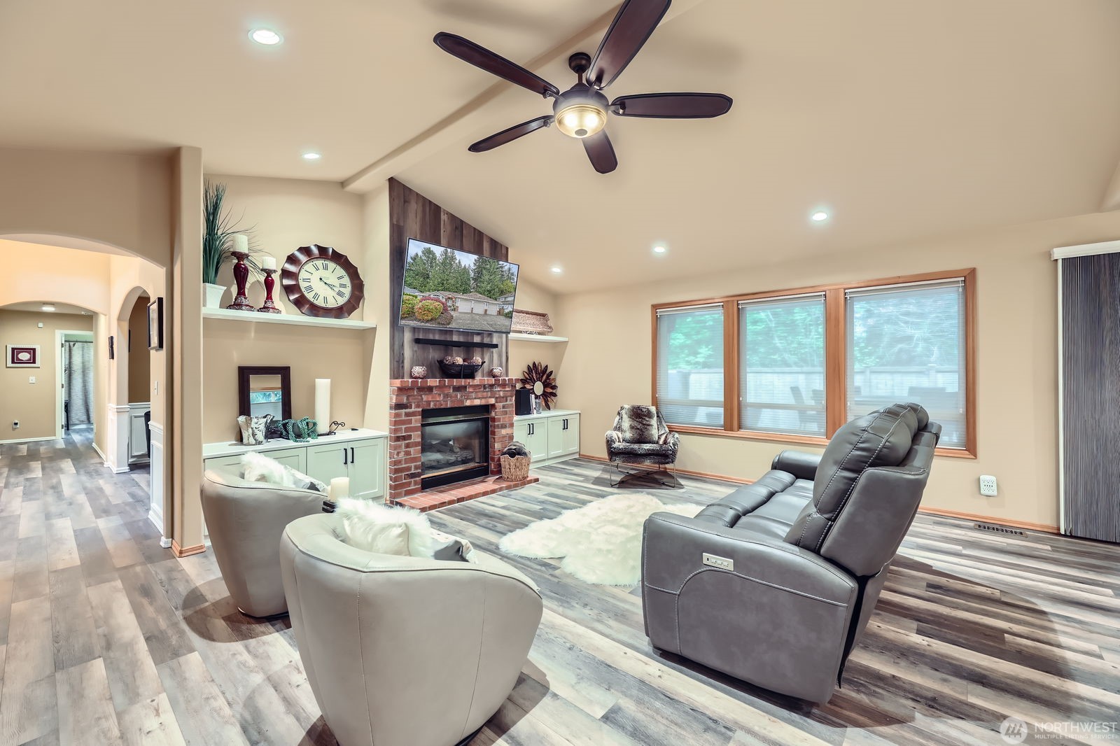 Mill Creek, Washington, 98012, United States, 3 Bedrooms Bedrooms, ,3 BathroomsBathrooms,Residential,For Sale,1792032