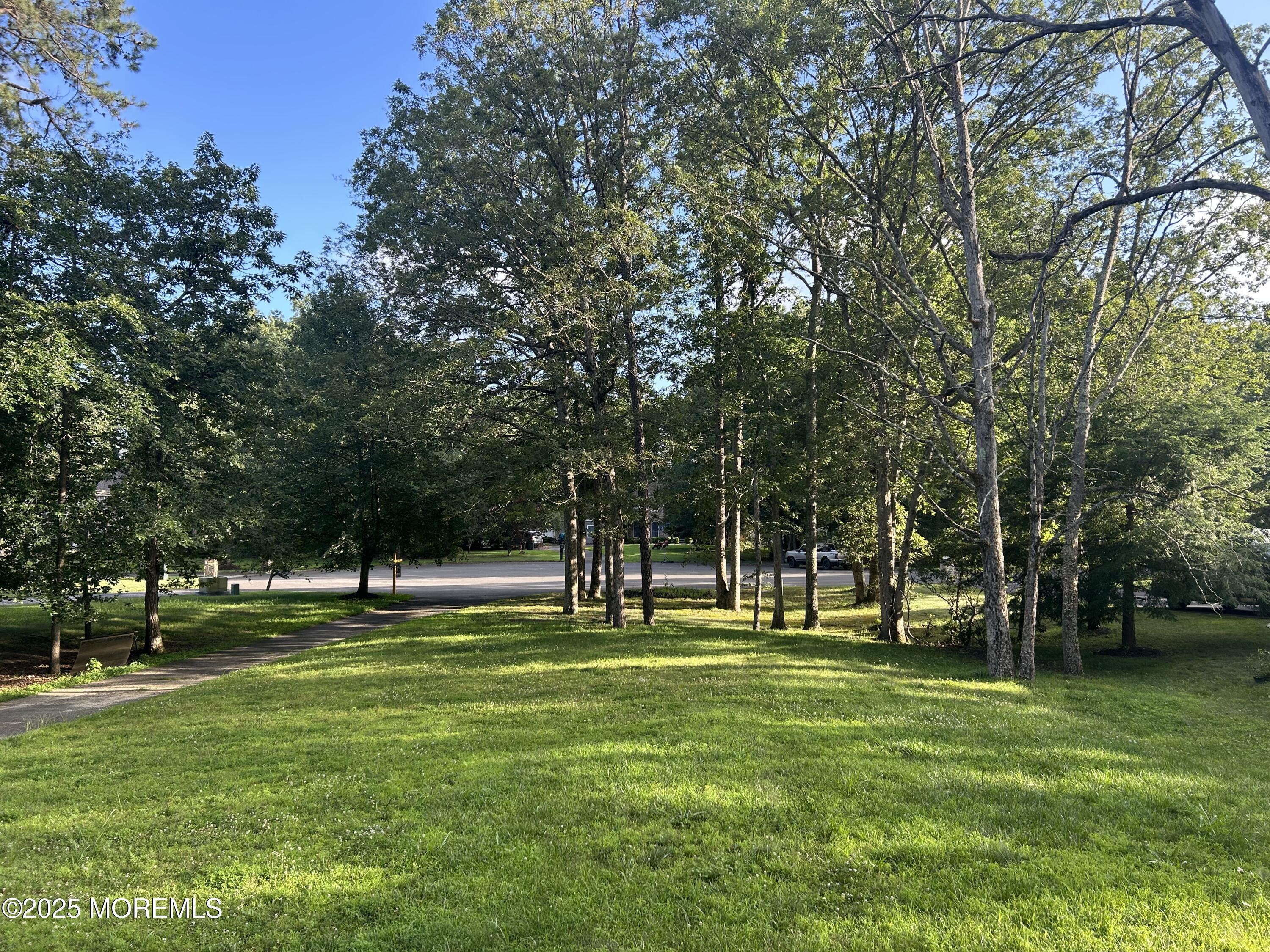 Jackson, New Jersey, 08527, United States, 5 Bedrooms Bedrooms, ,3 BathroomsBathrooms,Residential,For Sale,1975913