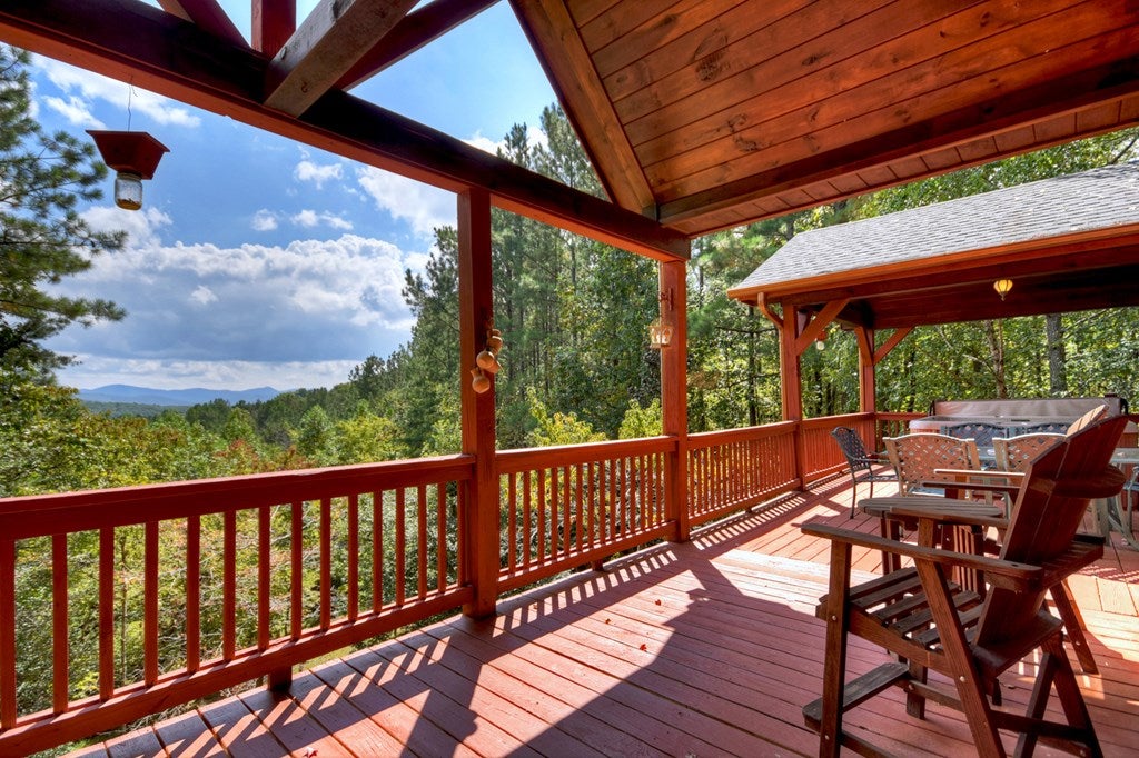 Blue Ridge, Georgia, 30513, United States, 3 Bedrooms Bedrooms, ,3 BathroomsBathrooms,Residential,For Sale,1965953