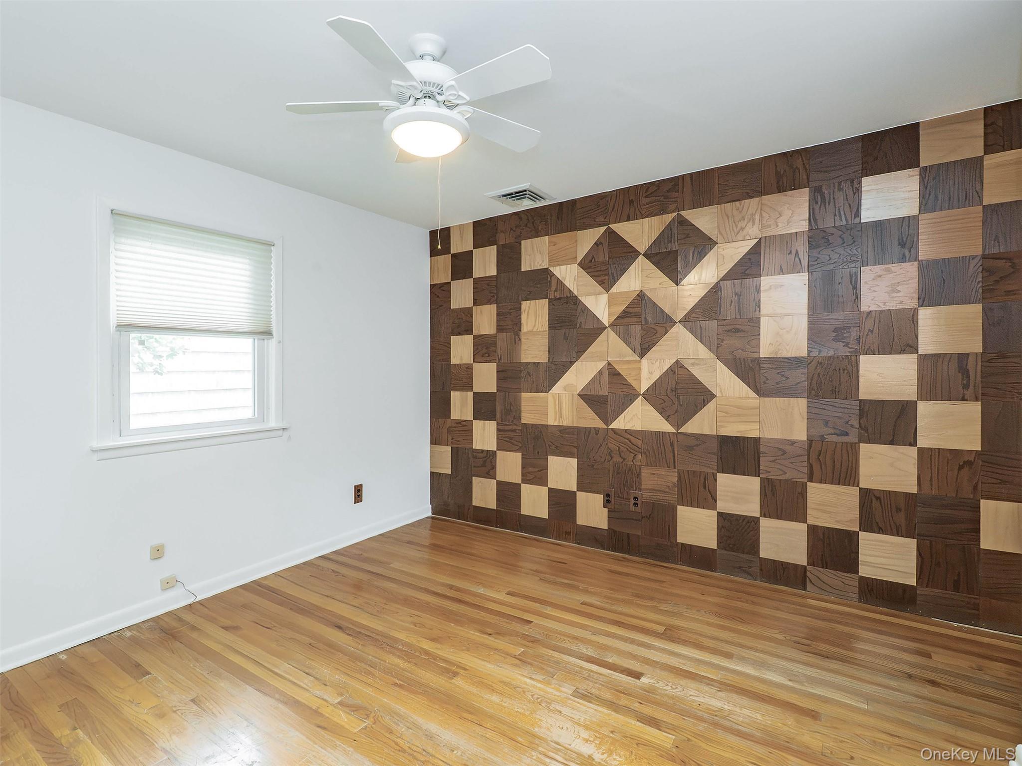  24 Downing Avenue, Sea Cliff, NY, 11579 - 物件實景