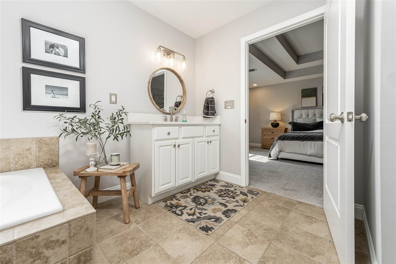 Richmond, Indiana, 47374, United States, 4 Bedrooms Bedrooms, ,4 BathroomsBathrooms,Residential,For Sale,1956256