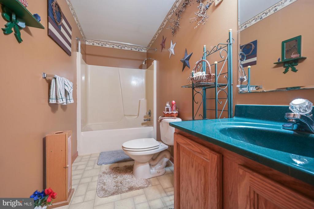 HARRINGTON, Delaware, 19952, United States, 3 Bedrooms Bedrooms, ,3 BathroomsBathrooms,Residential,For Sale,1984074