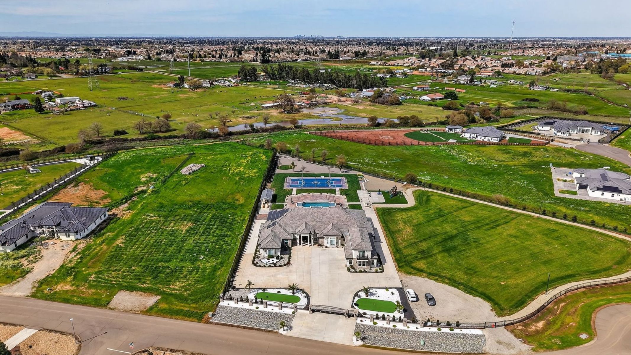  8721 Penta Way, Elk Grove, CA 95624 - 物件實景
