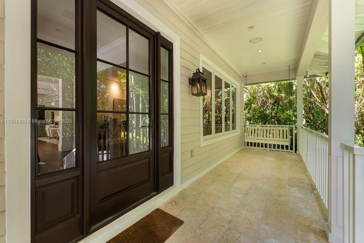 Miami Beach, Florida, 33140, United States, 4 Bedrooms Bedrooms, ,6 BathroomsBathrooms,Residential,For Sale,1992066