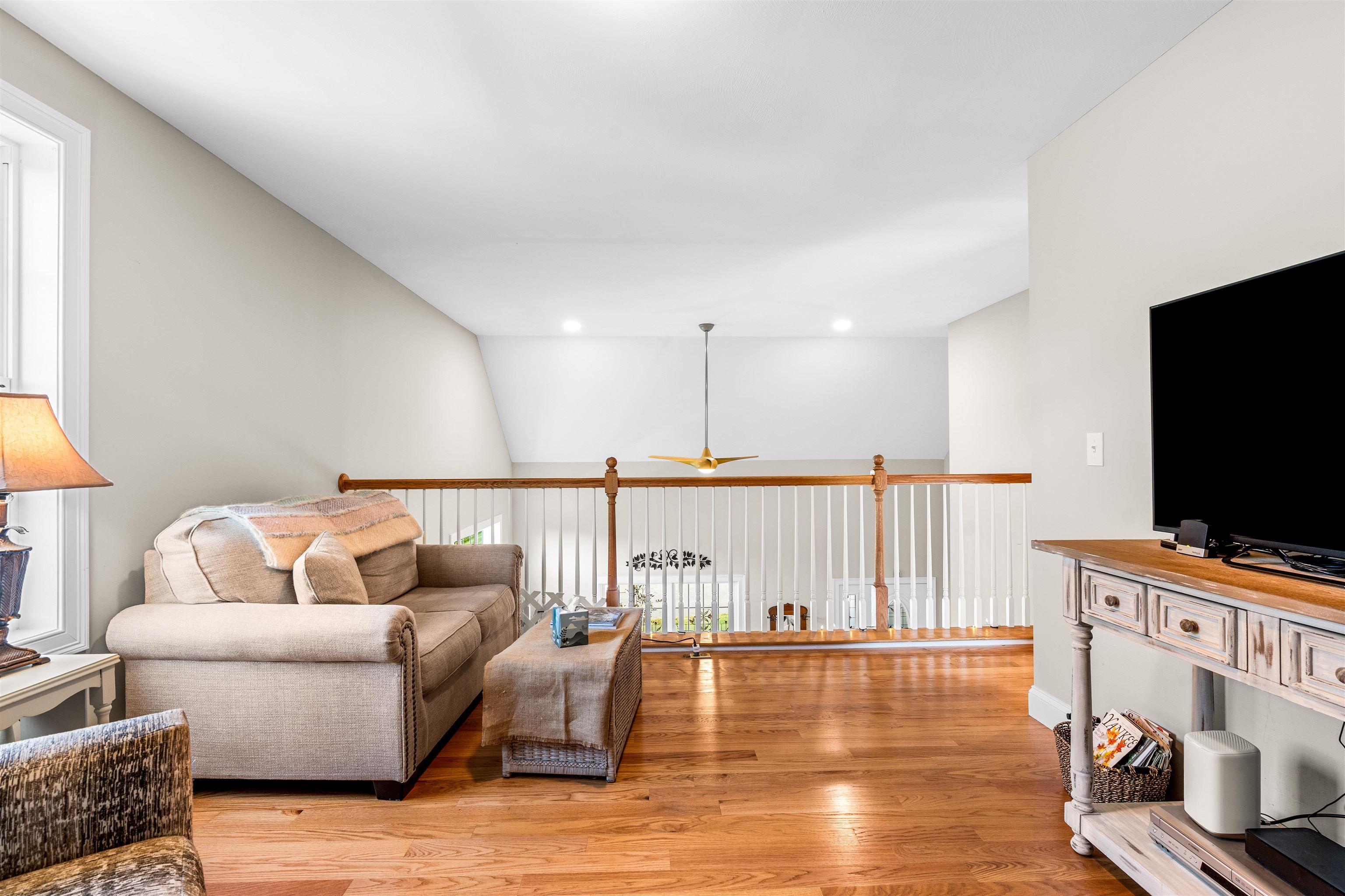 Candia, New Hampshire, 03034, United States, 2 Bedrooms Bedrooms, ,3 BathroomsBathrooms,Residential,For Sale,1918518