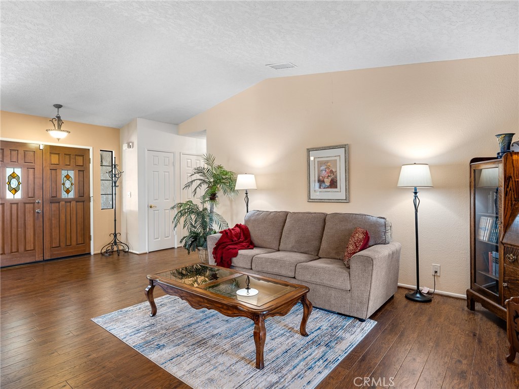 Apple Valley, California, 92307, United States, 3 Bedrooms Bedrooms, ,3 BathroomsBathrooms,Residential,For Sale,1954812