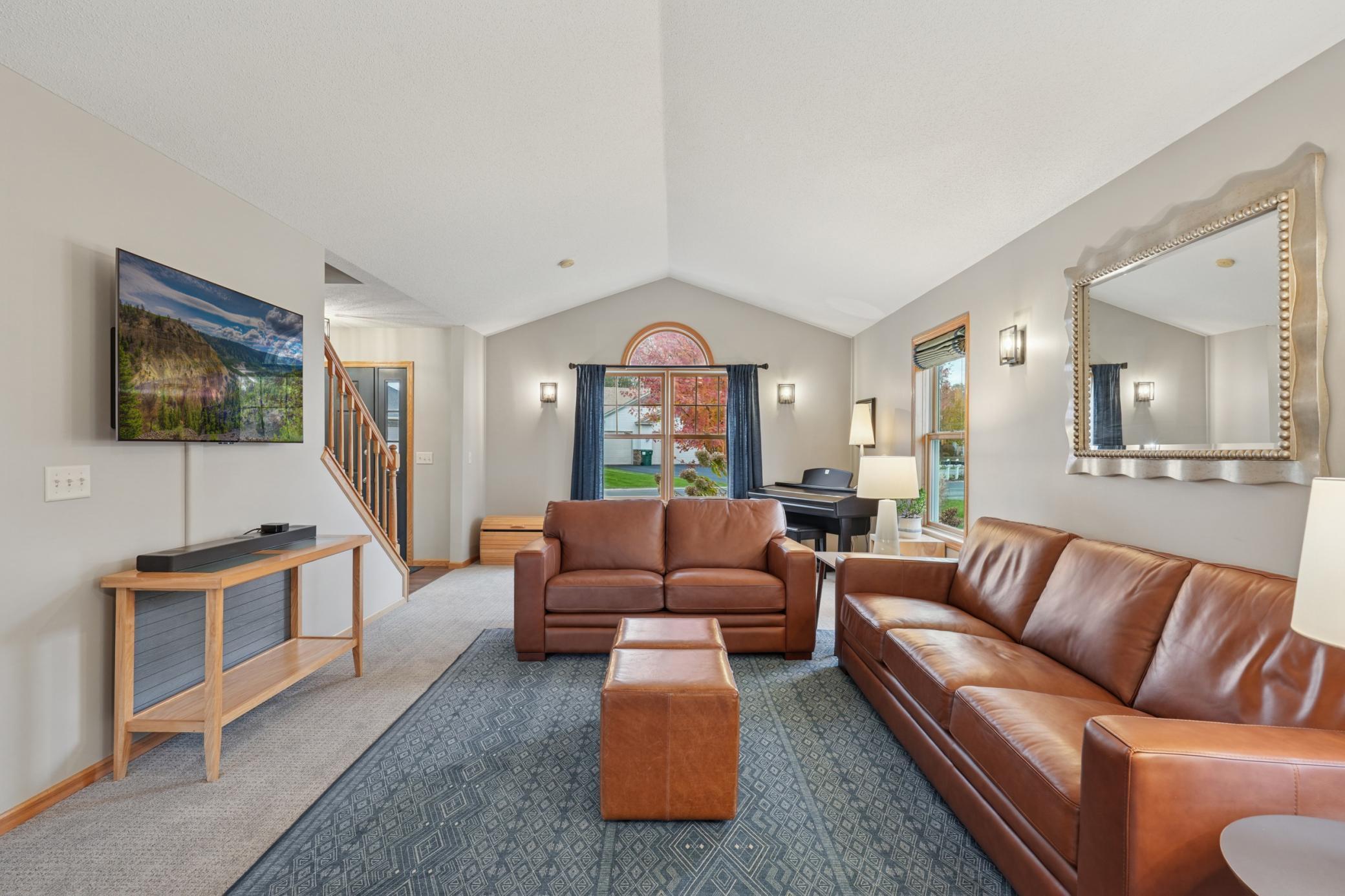 Hudson, Wisconsin, 54016, United States, 5 Bedrooms Bedrooms, ,3 BathroomsBathrooms,Residential,For Sale,1989559