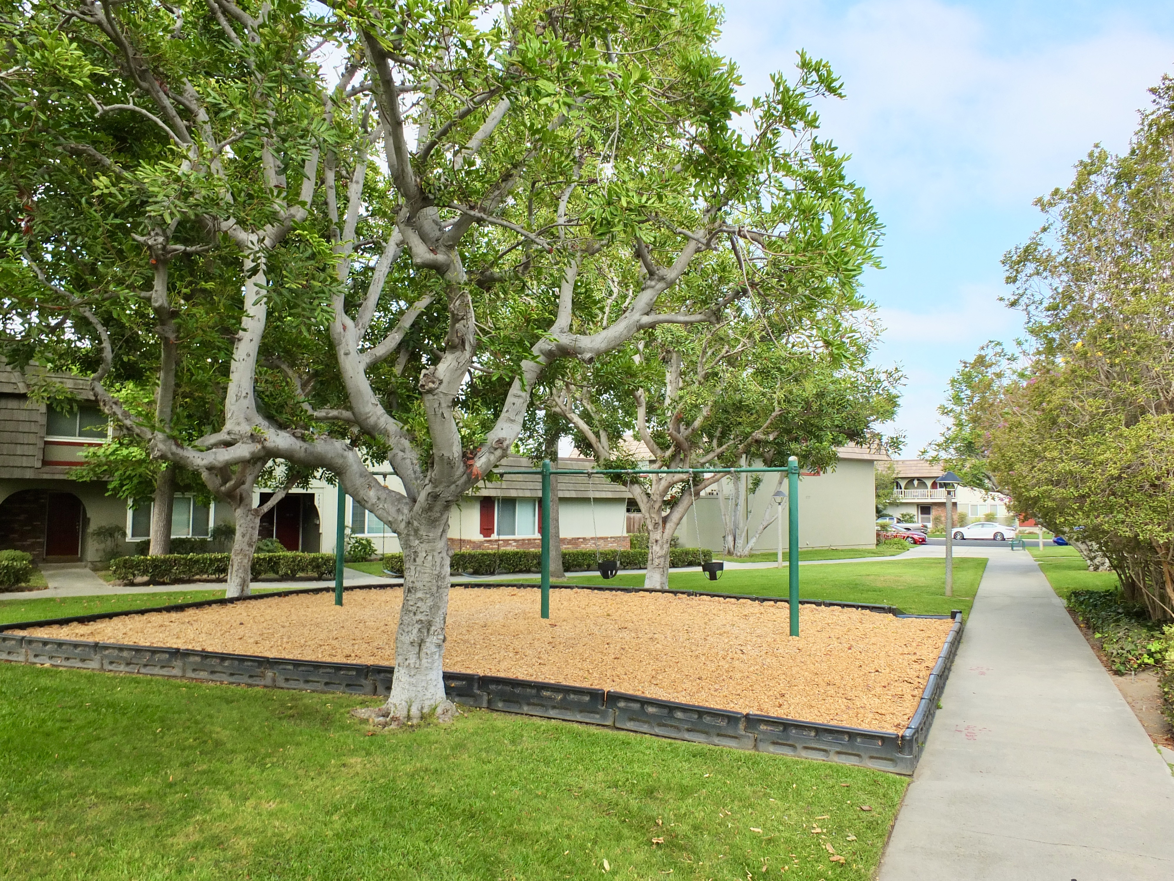 Cypress, California, 90630, United States, 3 Bedrooms Bedrooms, ,1 BathroomBathrooms,Residential,For Sale,1905595