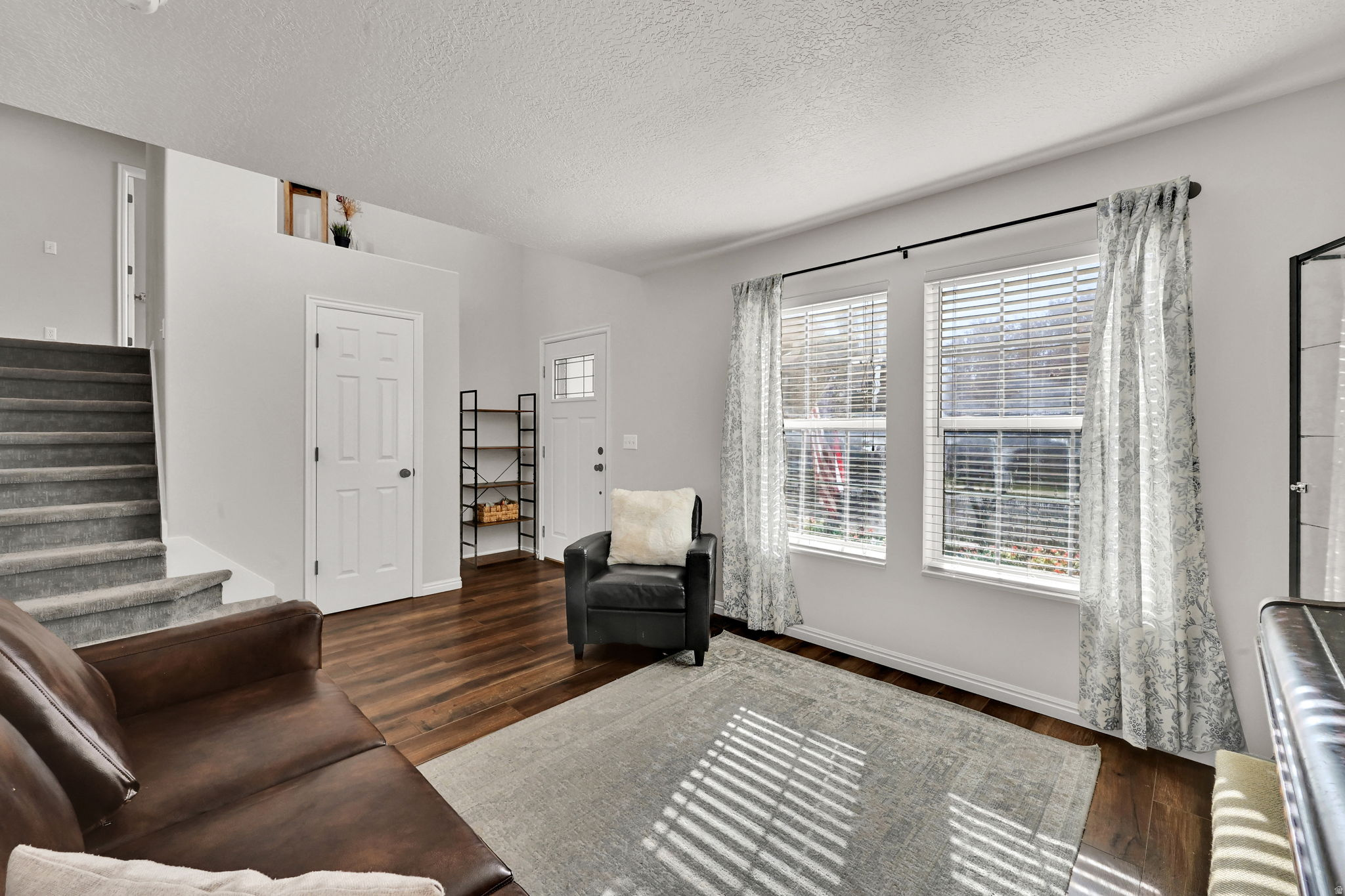 Clinton, Utah, 84015, United States, 5 Bedrooms Bedrooms, ,3 BathroomsBathrooms,Residential,For Sale,1987600