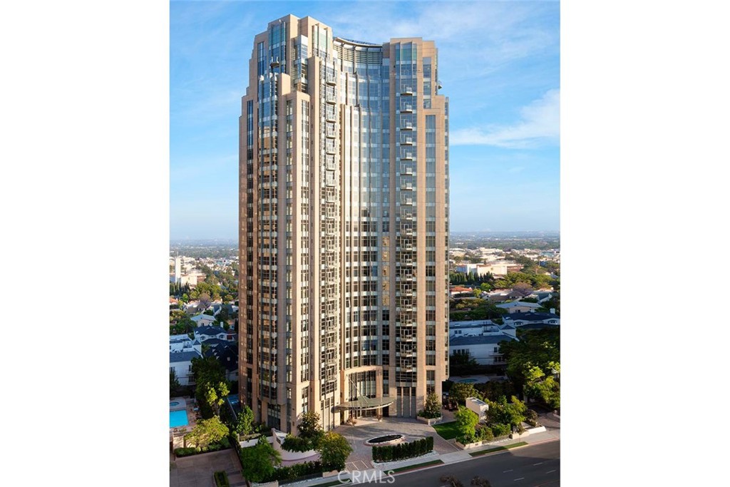 Los Angeles, California, 90024, United States, 2 Bedrooms Bedrooms, ,3 BathroomsBathrooms,Residential,For Sale,1829595