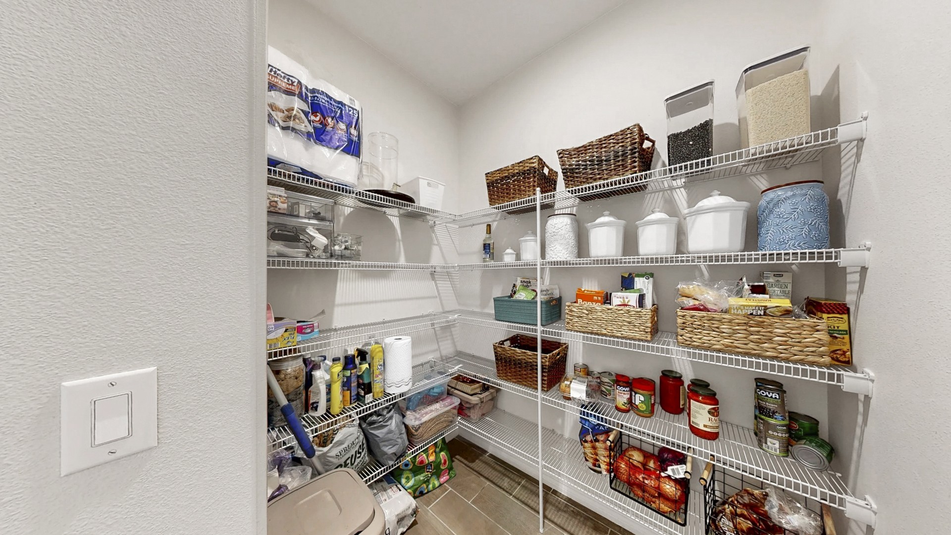 Riverview, Florida, 33579, United States, 4 Bedrooms Bedrooms, ,3 BathroomsBathrooms,Residential,For Sale,1983685