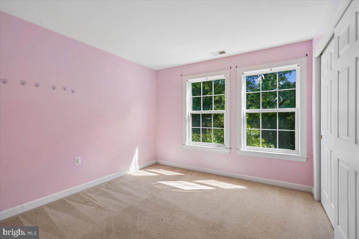 Herndon, Virginia, 20171, United States, 3 Bedrooms Bedrooms, ,3 BathroomsBathrooms,Residential,For Sale,2049064