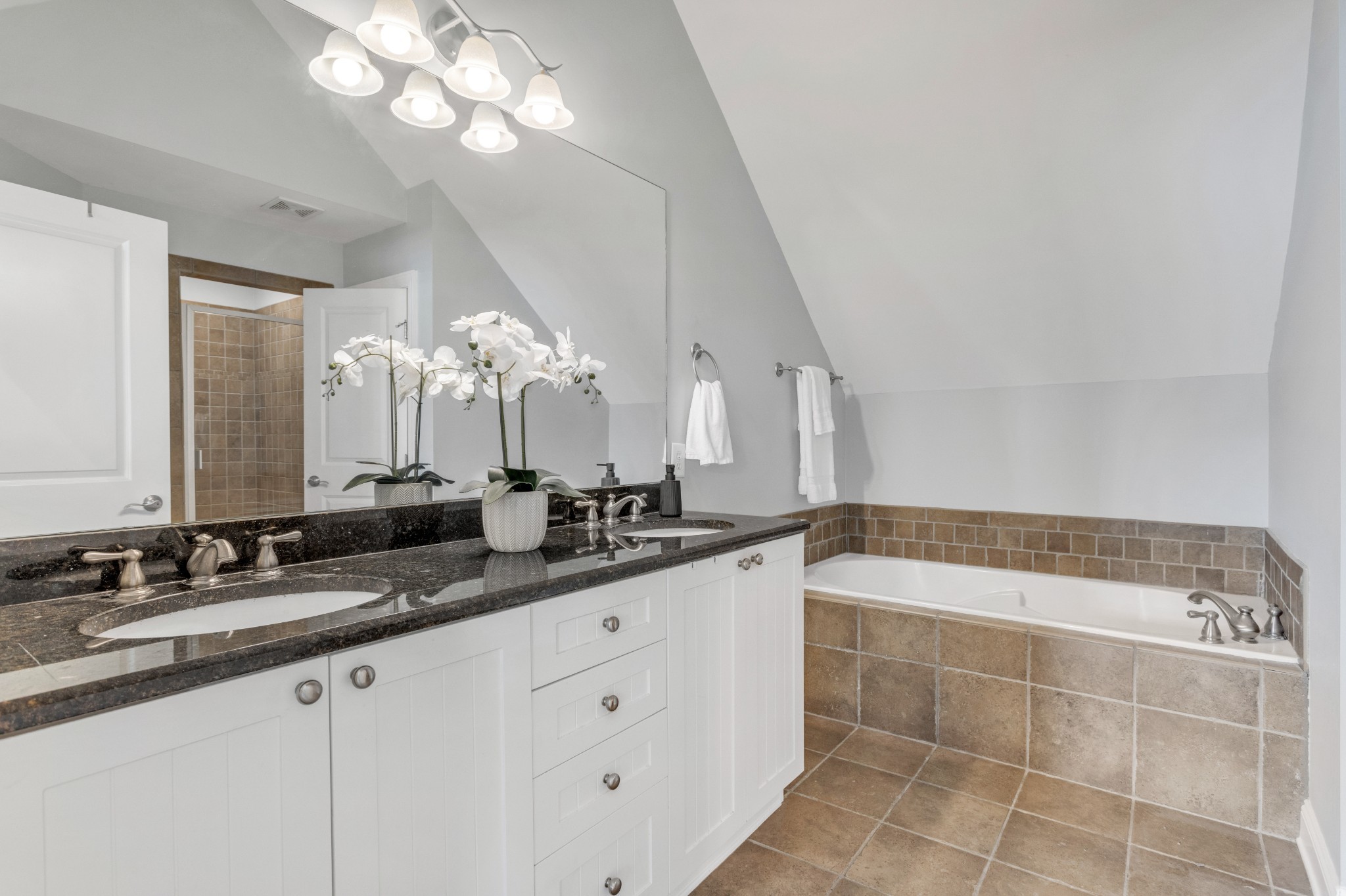  417 Patina Cir, Nashville, TN, 37209 - 物件實景
