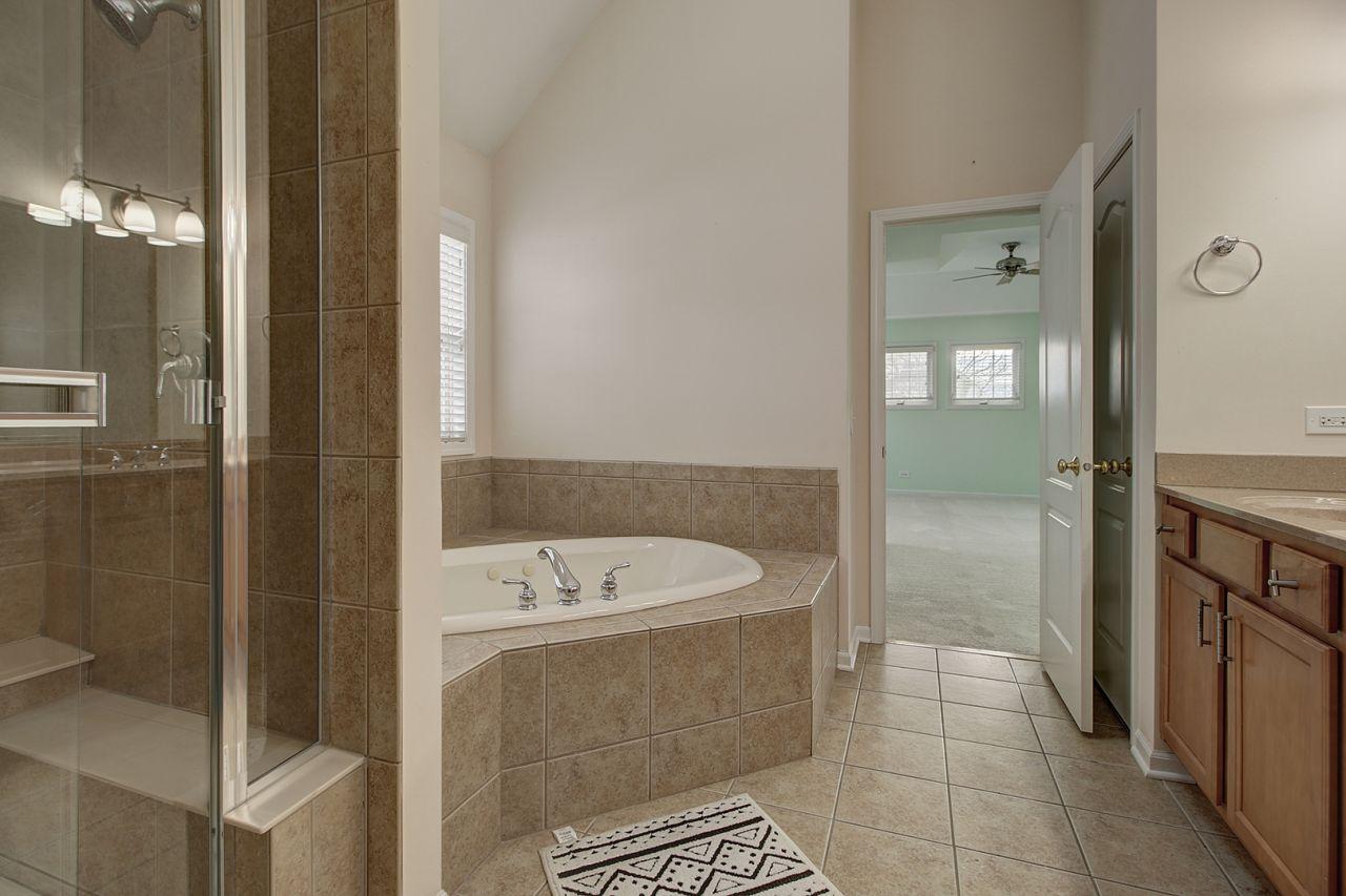 Plainfield, Illinois, 60585, United States, 4 Bedrooms Bedrooms, ,3 BathroomsBathrooms,Residential,For Sale,1729371