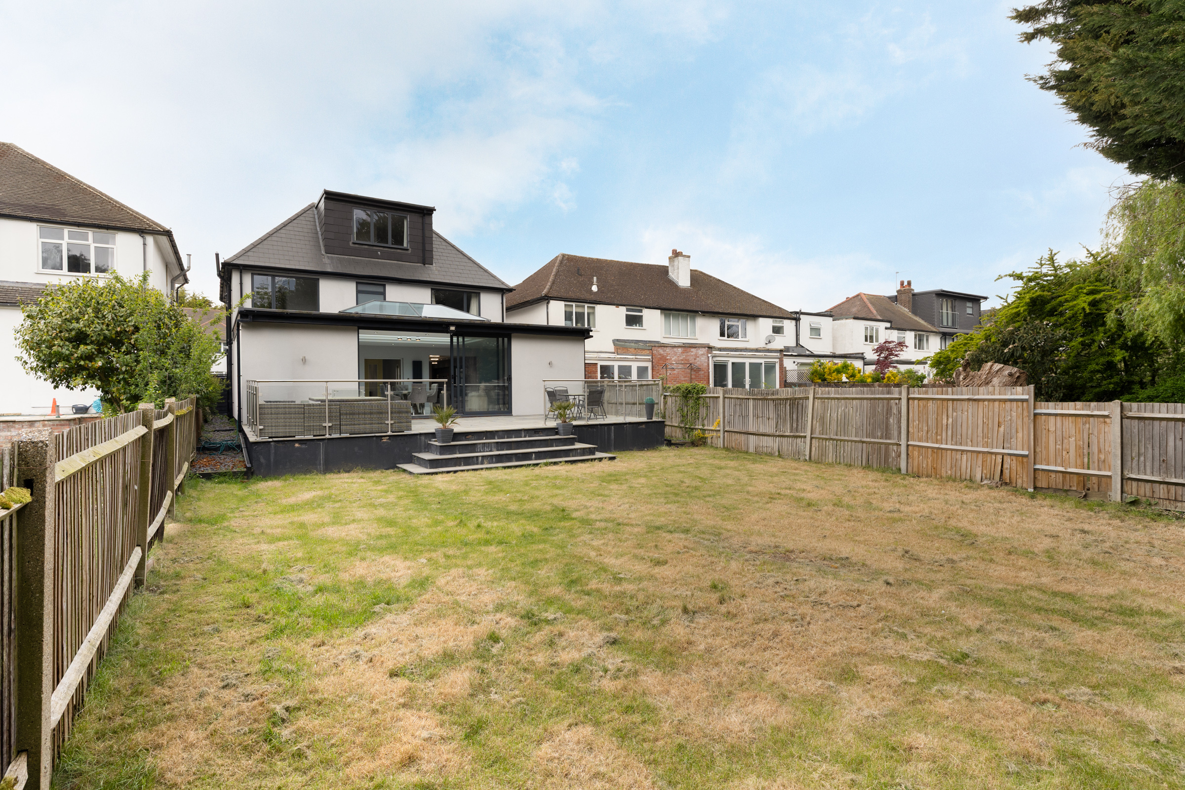  A Detached House with a Generous Garden Between Richmond Park and Wimbledon Comm - 物件實景