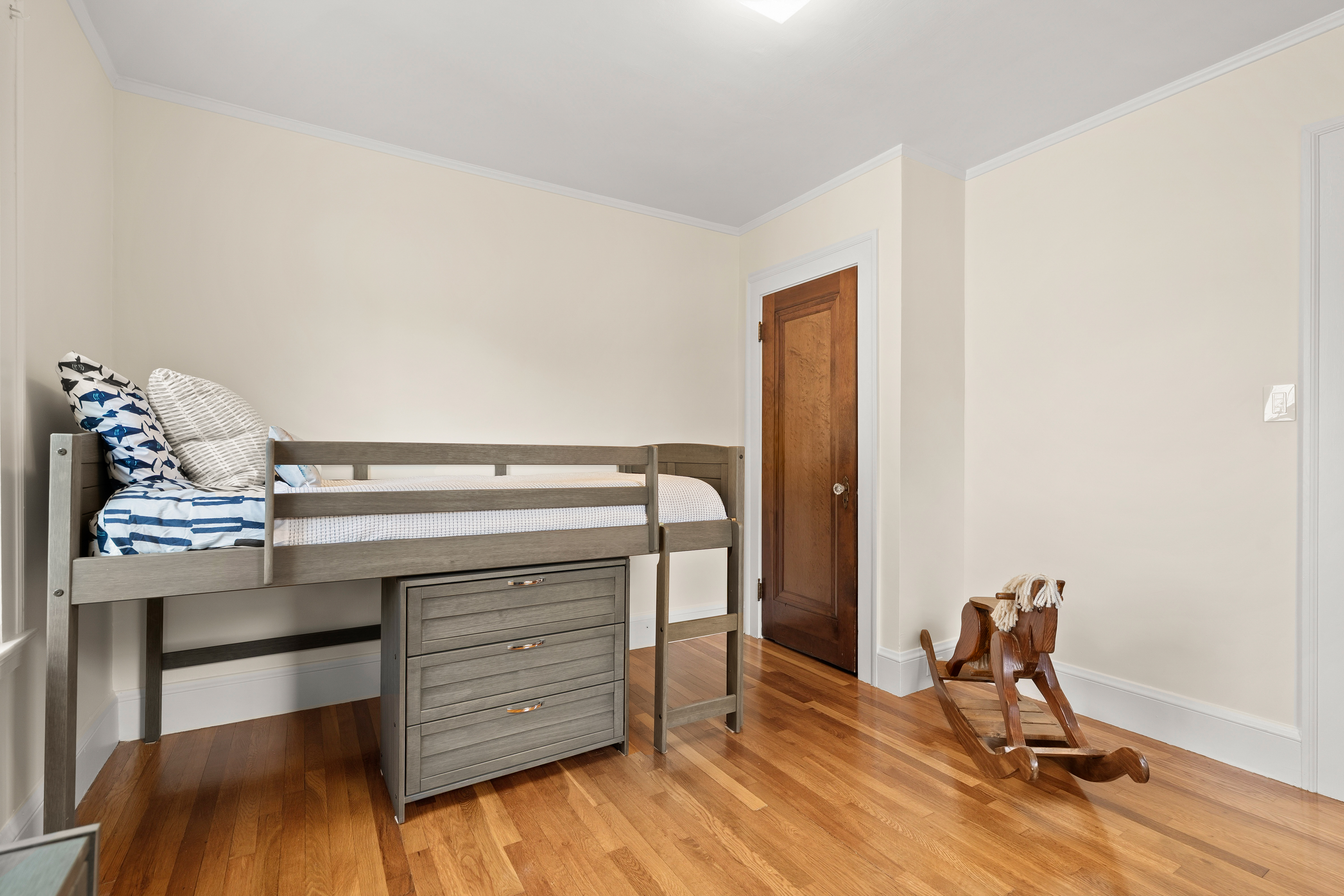  31 Whittier Rd, Medford, MA, 02155 - 物件實景