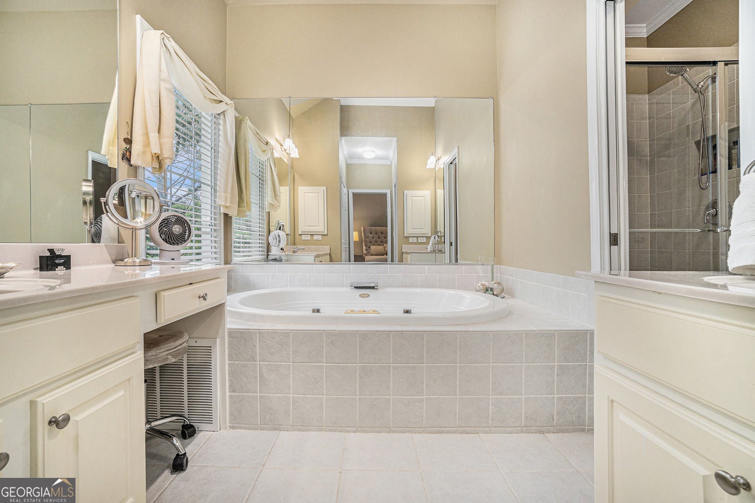 mableton, Georgia, 30126, United States, 5 Bedrooms Bedrooms, ,4 BathroomsBathrooms,Residential,For Sale,1953933