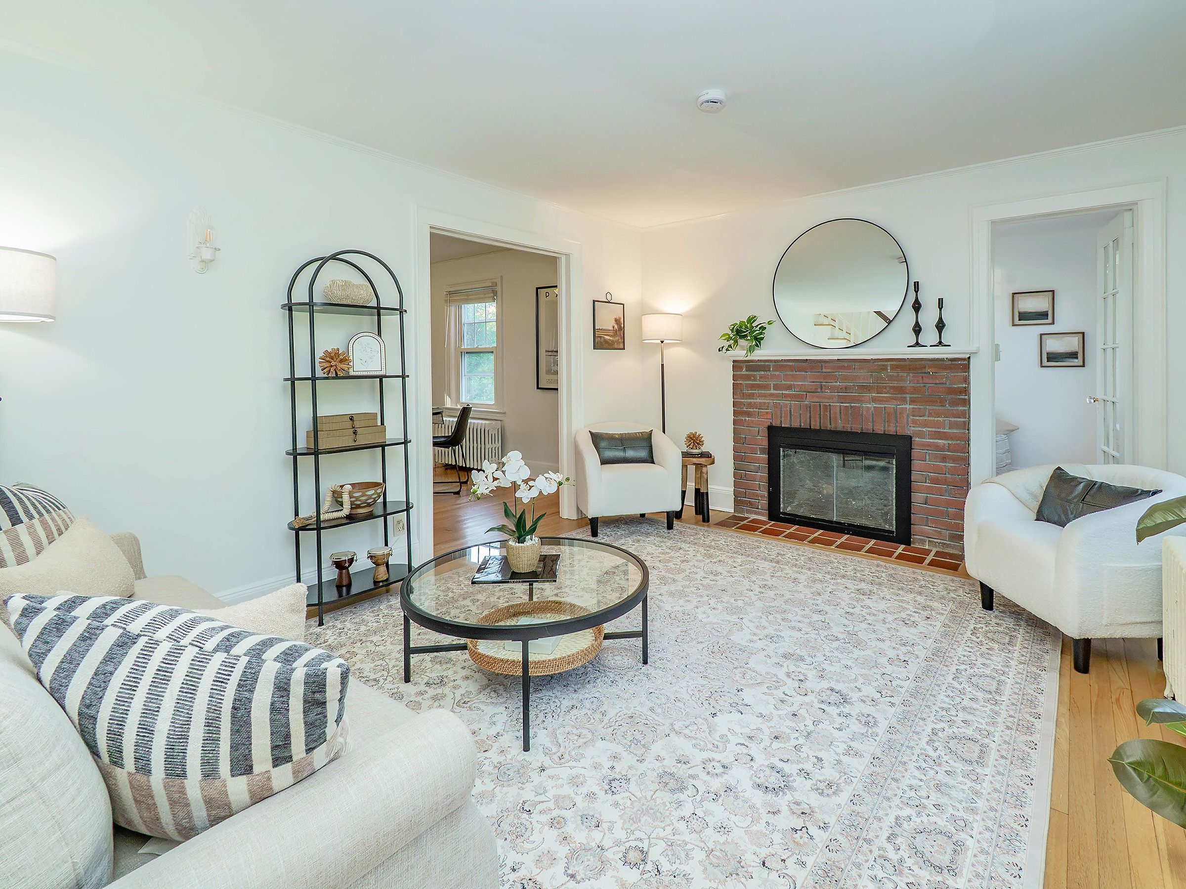  74 Irma Avenue, Port Washington, NY, 11050 - 物件實景