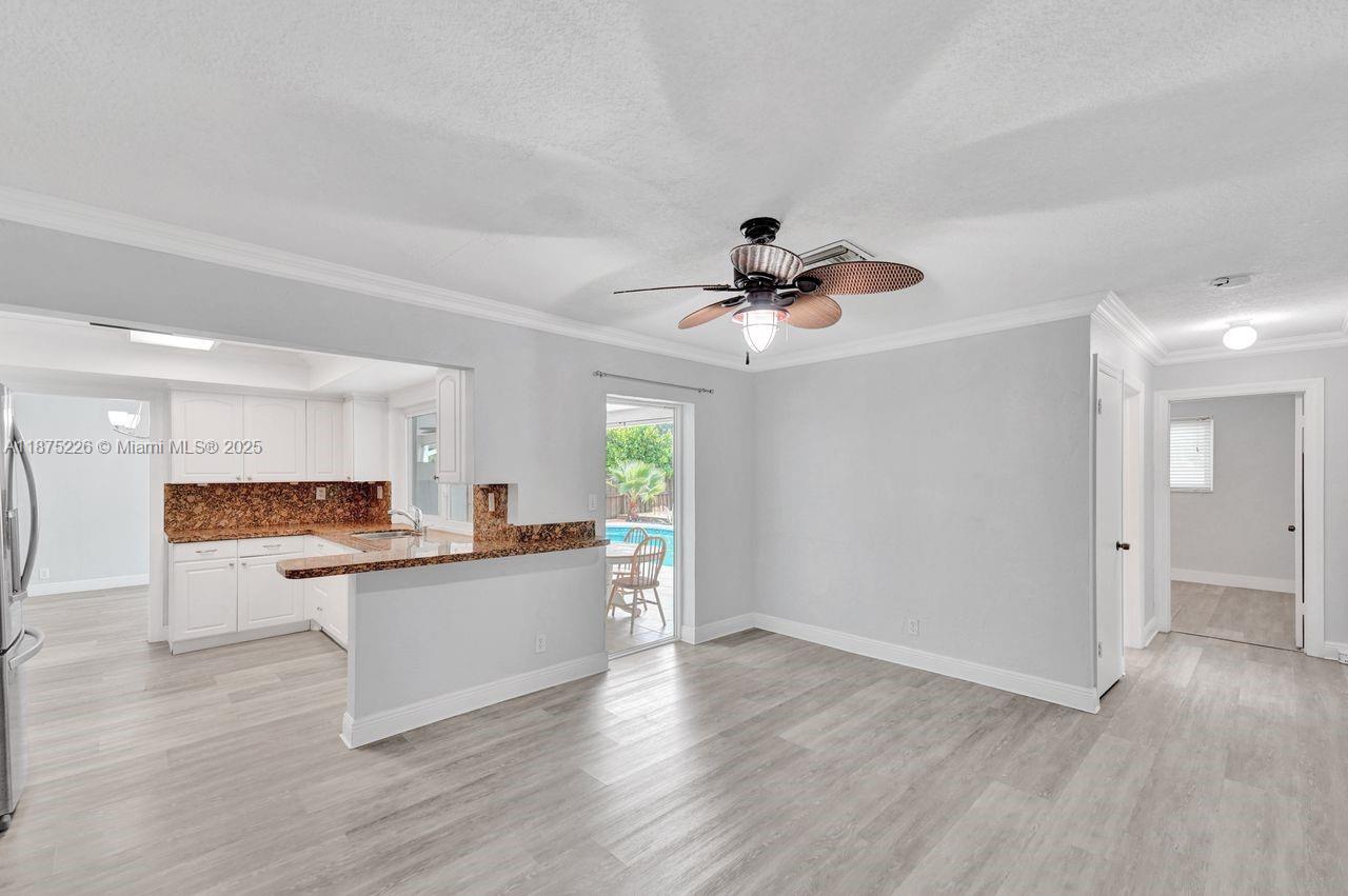 Cooper City, Florida, 33328, United States, 5 Bedrooms Bedrooms, ,3 BathroomsBathrooms,Residential,For Sale,1942124
