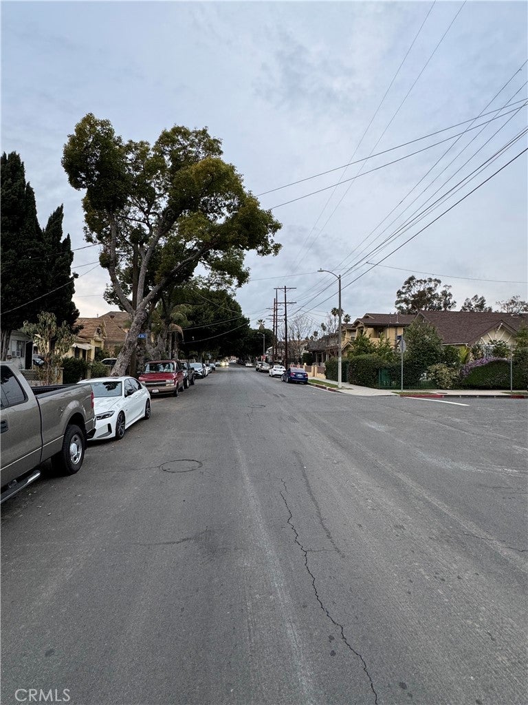 Los Angeles, California, 90007, United States, ,Residential,For Sale,2005752