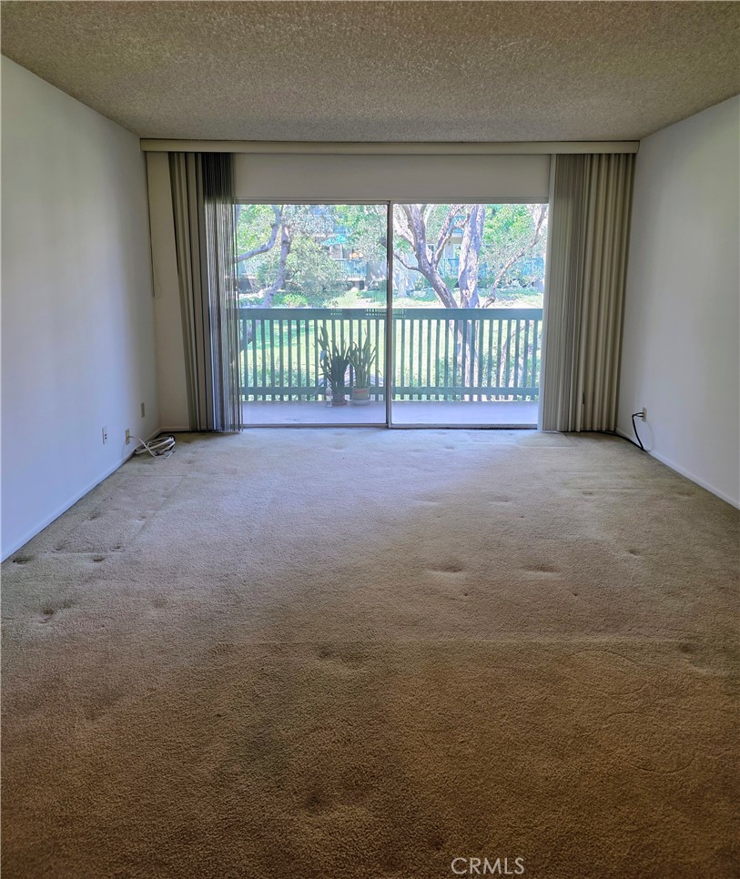 Long Beach, California, 90814, United States, 2 Bedrooms Bedrooms, ,2 BathroomsBathrooms,Residential,For Sale,1949183