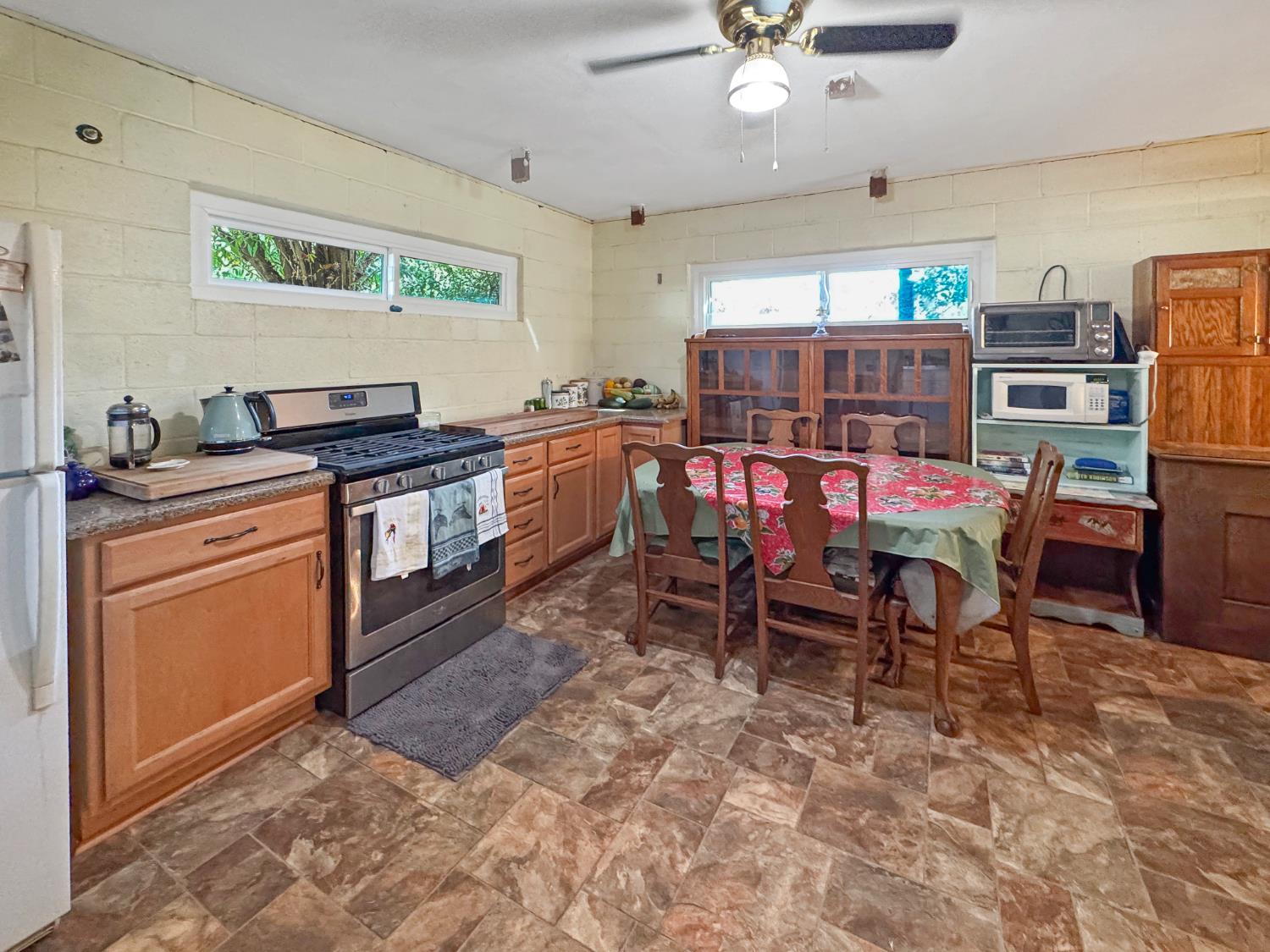 Rough And Ready, California, 95975, United States, 4 Bedrooms Bedrooms, ,3 BathroomsBathrooms,Residential,For Sale,1982646