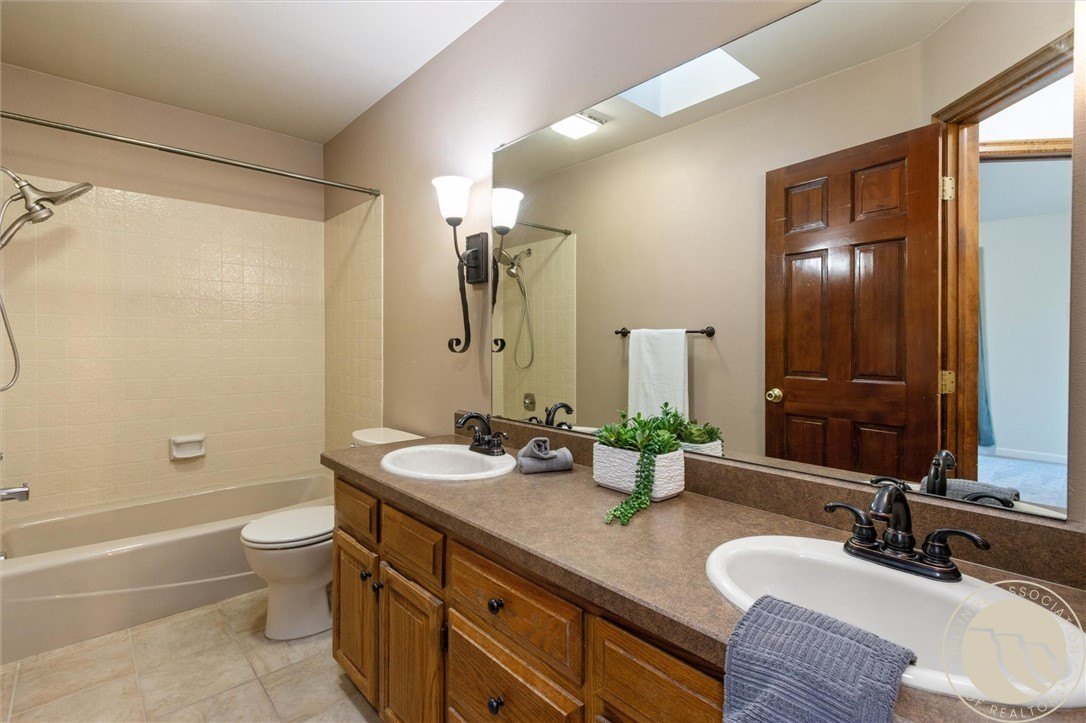 Billings, Montana, 59106, United States, 4 Bedrooms Bedrooms, ,4 BathroomsBathrooms,Residential,For Sale,1909349