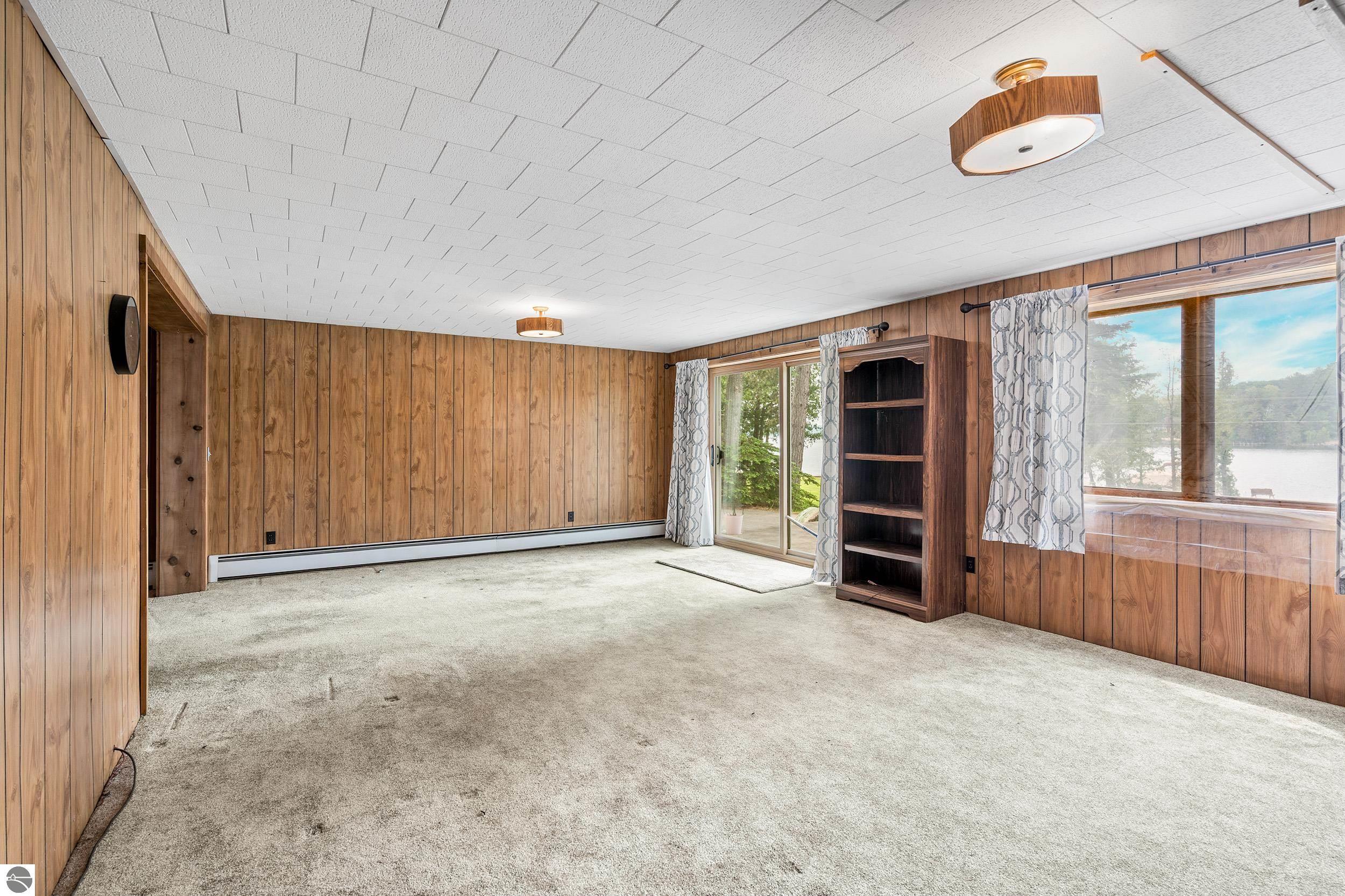 Bellaire, Michigan, 49615, United States, 2 Bedrooms Bedrooms, ,Residential,For Sale,1850321