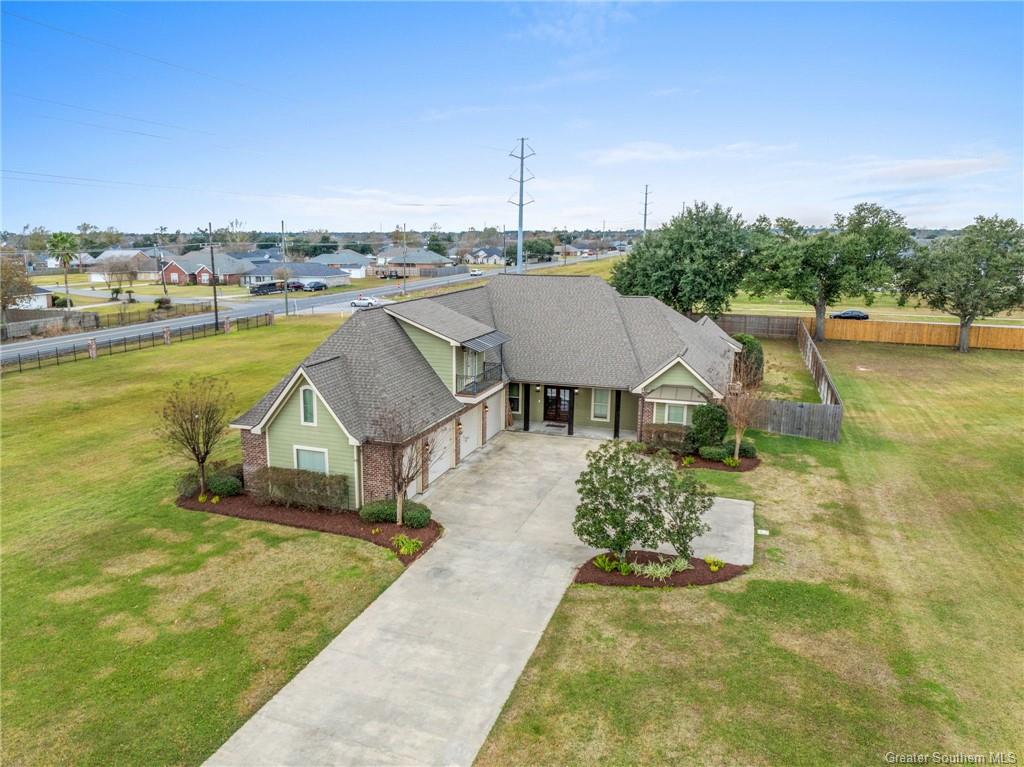 Lake Charles, Louisiana, 70605, United States, 4 Bedrooms Bedrooms, ,4 BathroomsBathrooms,Residential,For Sale,1976611