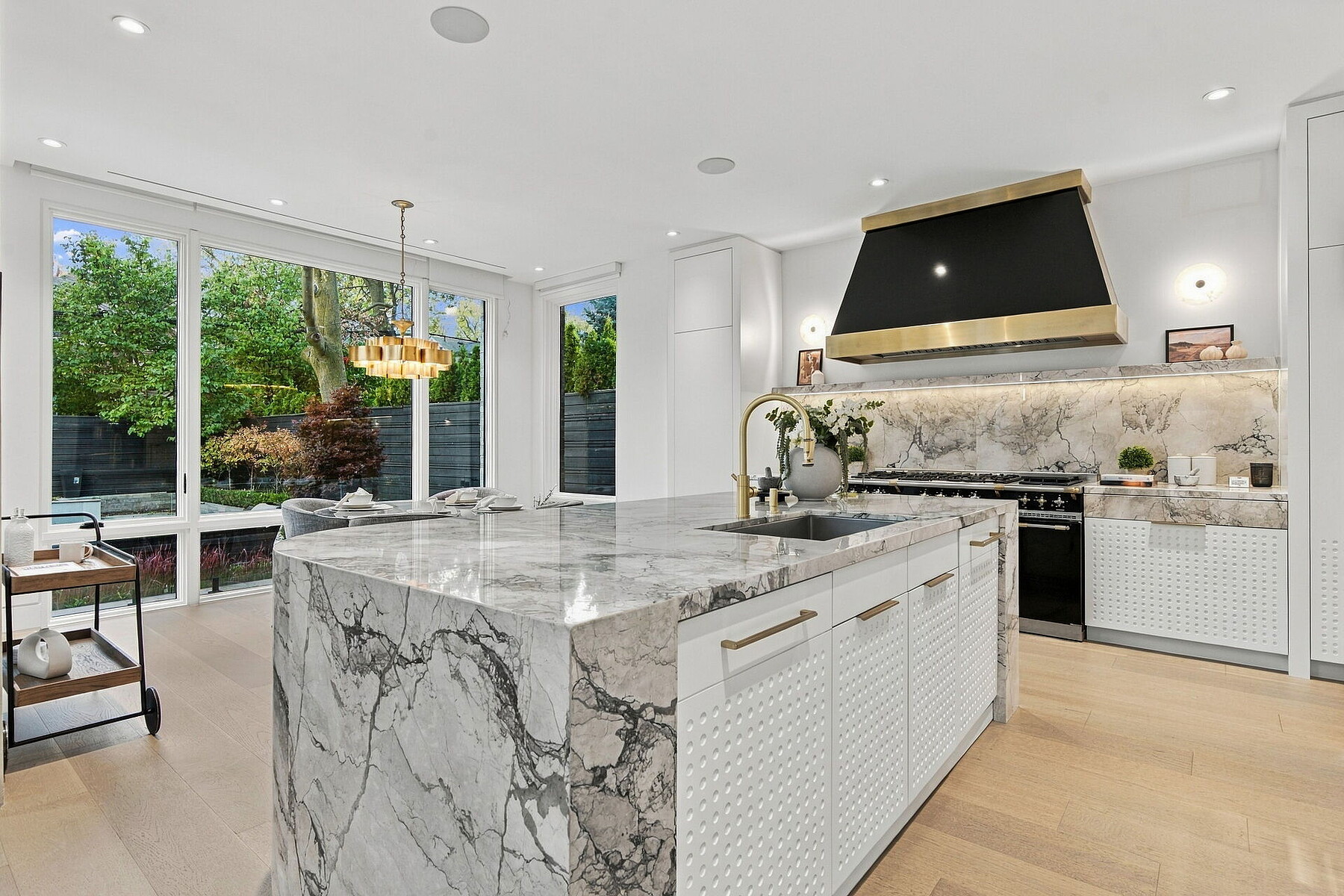  Lytton Park Top Luxury - 物件實景