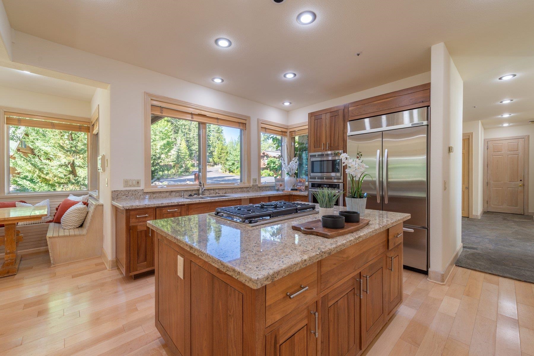 Olympic Valley, California, 96146, United States, 5 Bedrooms Bedrooms, ,4 BathroomsBathrooms,Residential,For Sale,1906750