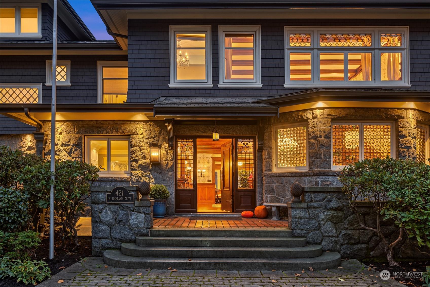 421 HIGHLAND DRIVE, SEATTLE, Washington, 98119, United States, 5 Bedrooms Bedrooms, ,6 BathroomsBathrooms,Residential,For Sale,421 HIGHLAND DRIVE,1635051