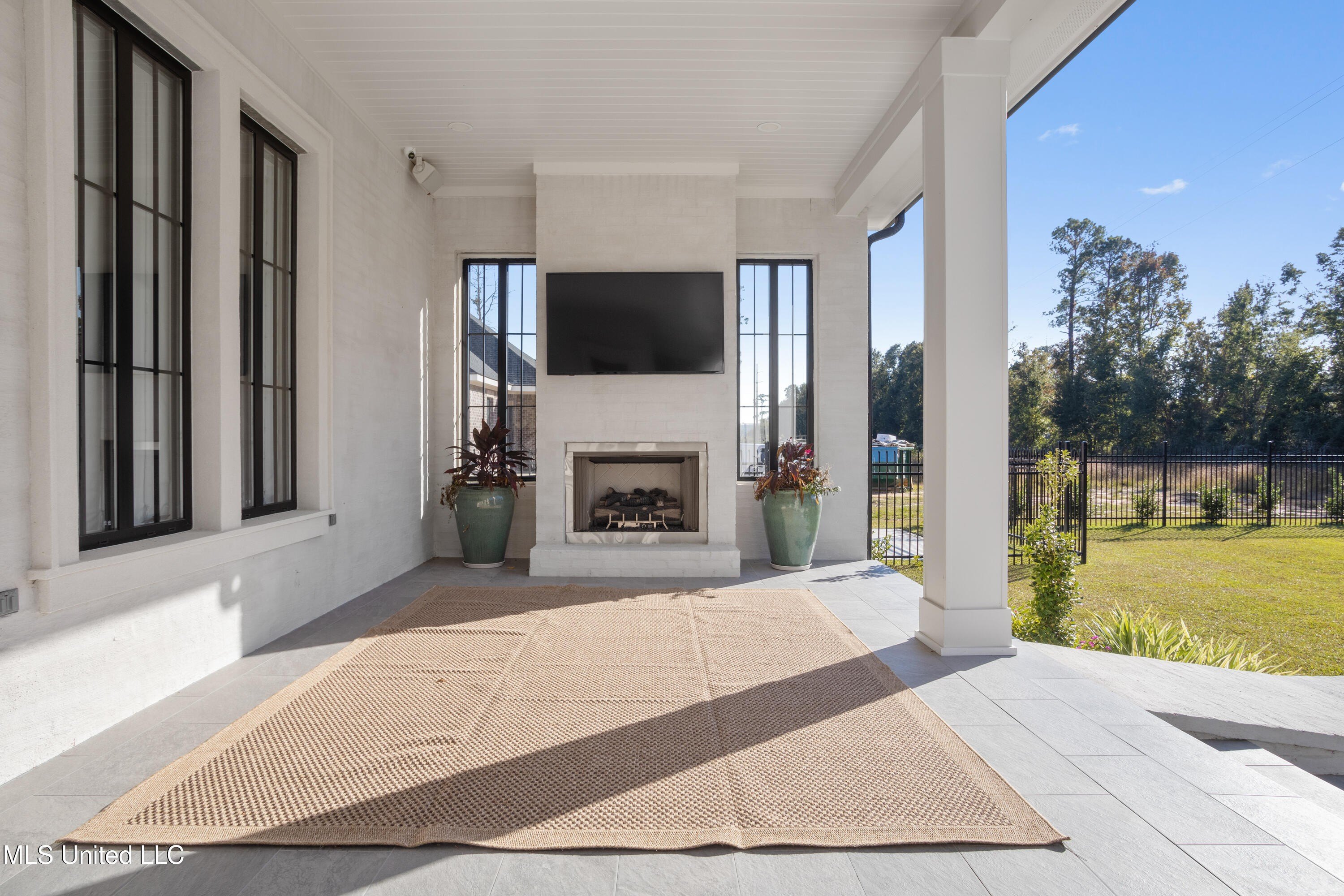 Biloxi, Mississippi, 39532, United States, 4 Bedrooms Bedrooms, ,4 BathroomsBathrooms,Residential,For Sale,1990750