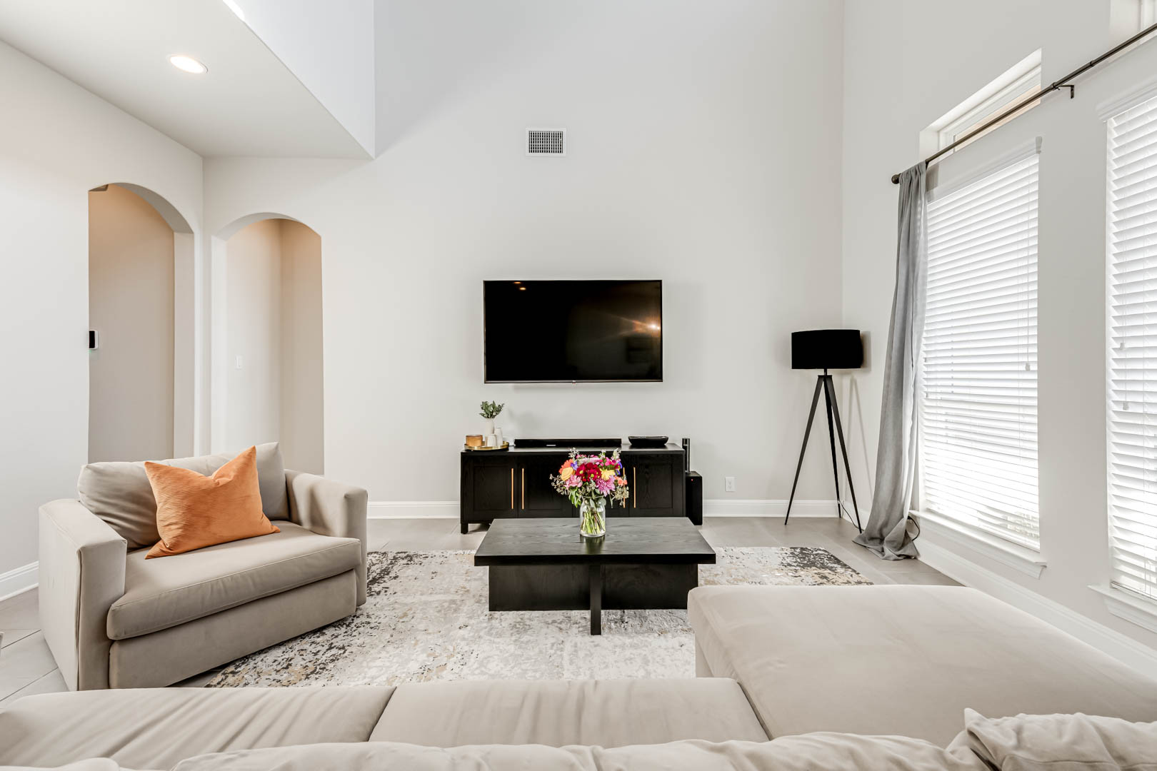 Cibolo, Texas, 78108, United States, 5 Bedrooms Bedrooms, ,4 BathroomsBathrooms,Residential,For Sale,2012398