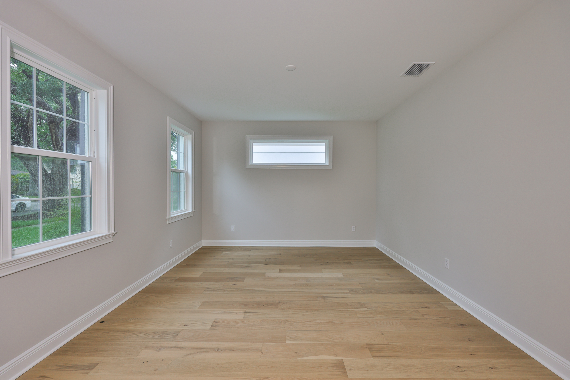 Tampa, Florida, 33609, United States, 4 Bedrooms Bedrooms, ,5 BathroomsBathrooms,Residential,For Sale,1792306