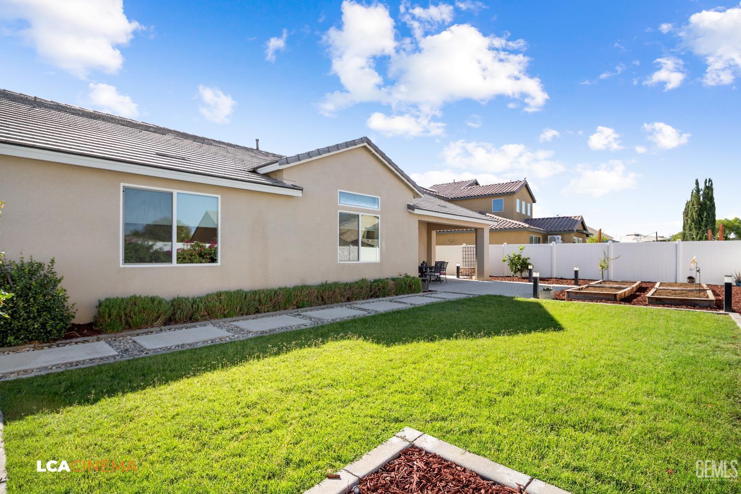 Bakersfield, California, 93311, United States, 4 Bedrooms Bedrooms, ,3 BathroomsBathrooms,Residential,For Sale,1906845
