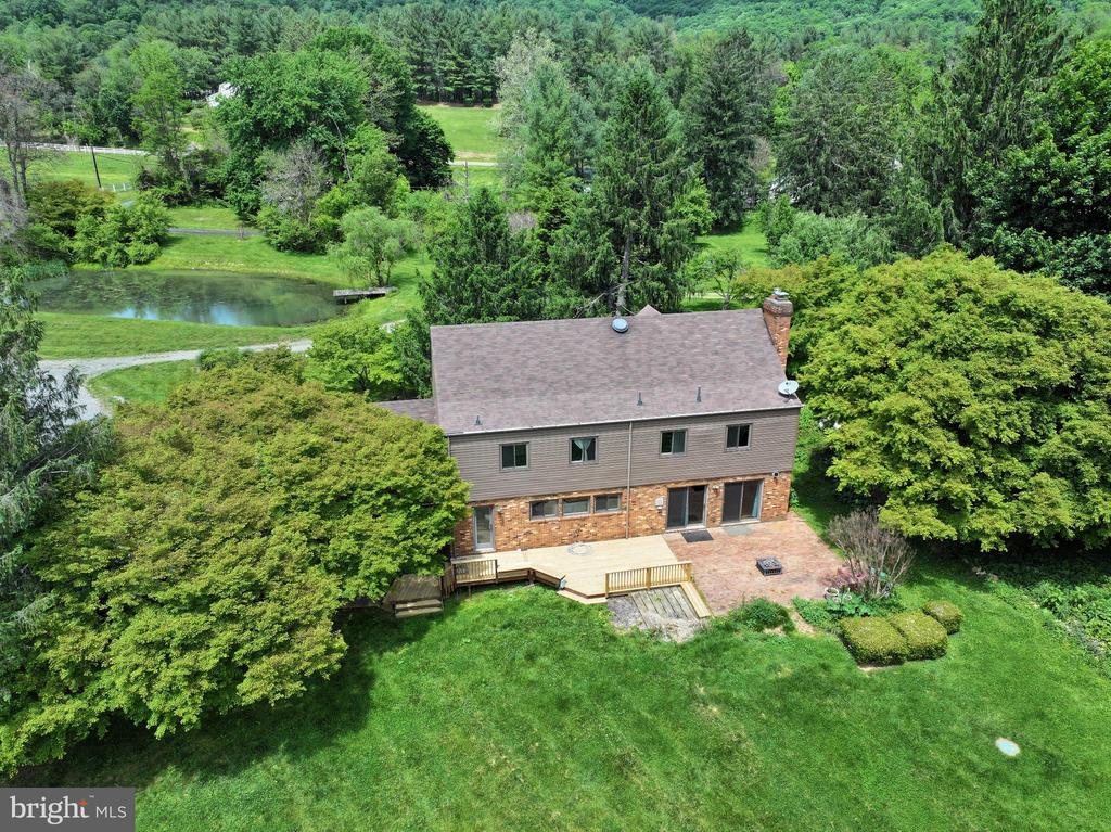 Linden, Virginia, 22642, United States, 5 Bedrooms Bedrooms, ,4 BathroomsBathrooms,Residential,For Sale,2037897