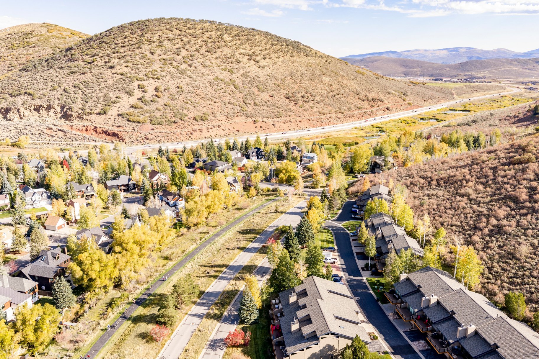 Park City 3 Bedroom Fenchurch Townhome  Complete and Perfect Renovation - 物件實景