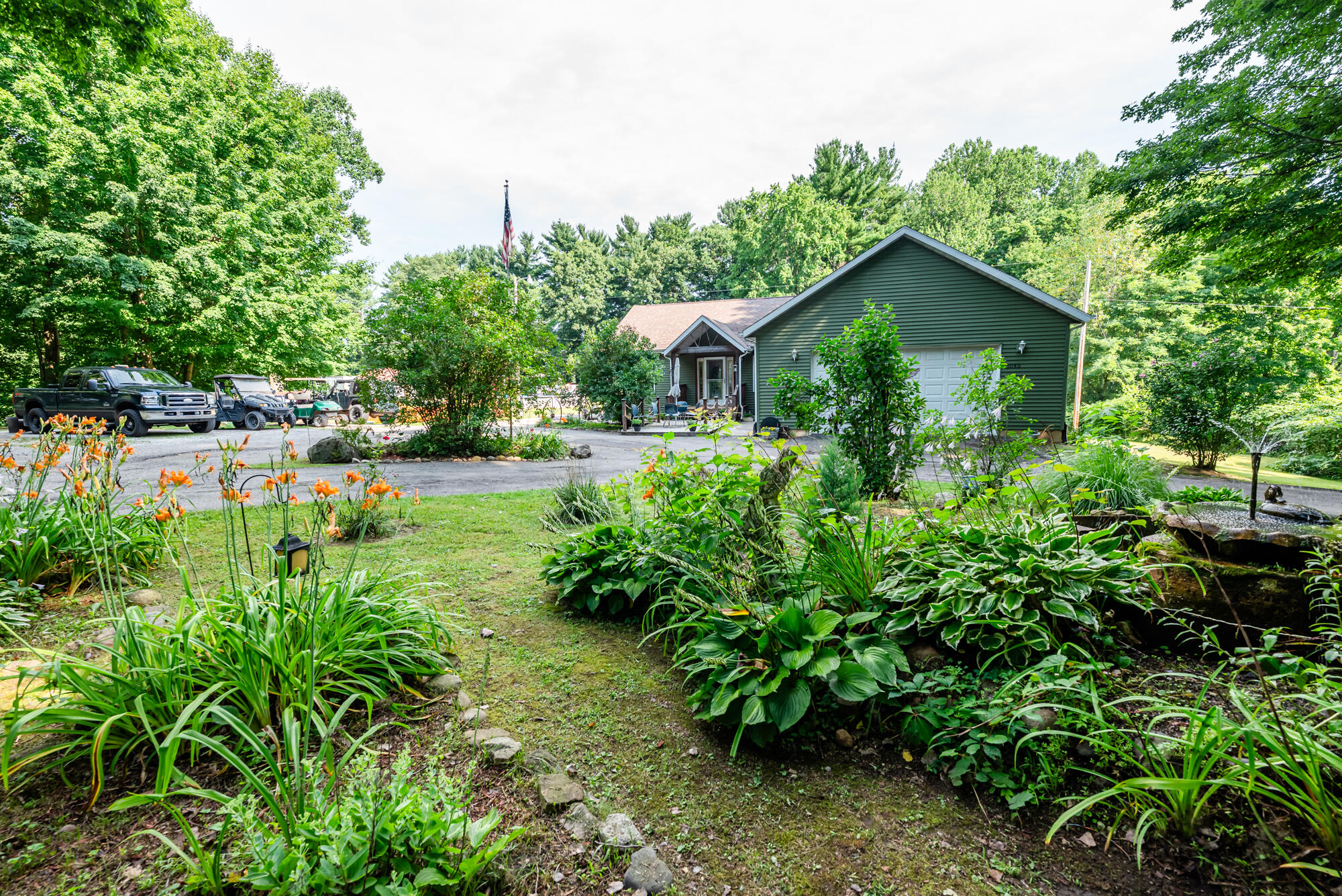 Buchanan, Michigan, 49107, United States, 5 Bedrooms Bedrooms, ,3 BathroomsBathrooms,Residential,For Sale,1974856