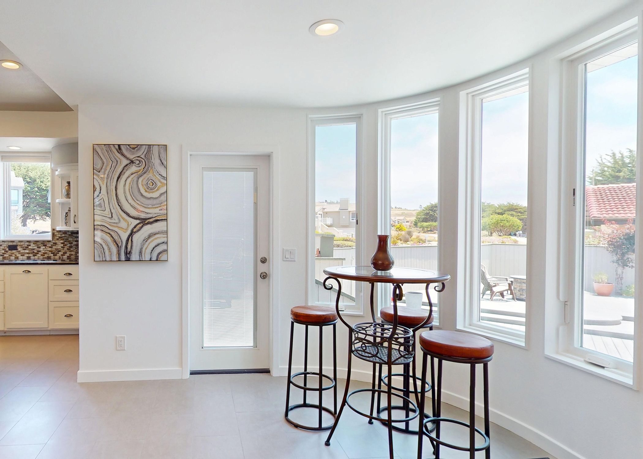  Graceful Coastal Architecture with Sweeping Pacific Ocean Views - 物件實景