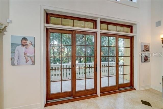 CLEARWATER BEACH, Florida, 33767, United States, 5 Bedrooms Bedrooms, ,6 BathroomsBathrooms,Residential,For Sale,1977061