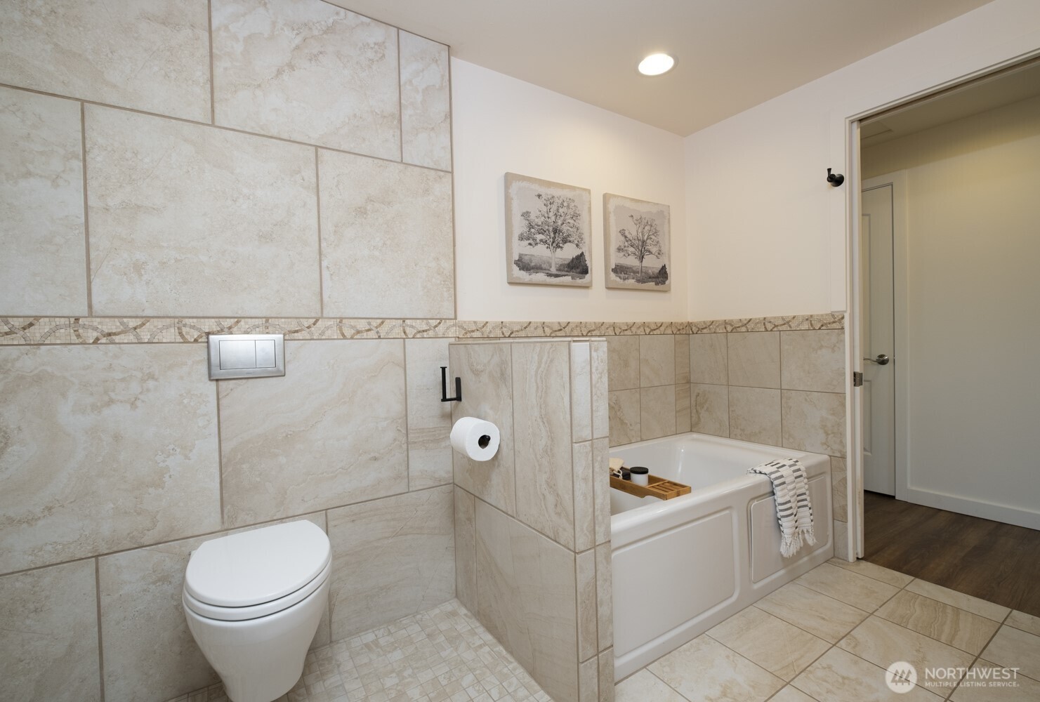 Port Townsend, Washington, 98368, United States, 2 Bedrooms Bedrooms, ,2 BathroomsBathrooms,Residential,For Sale,1925233