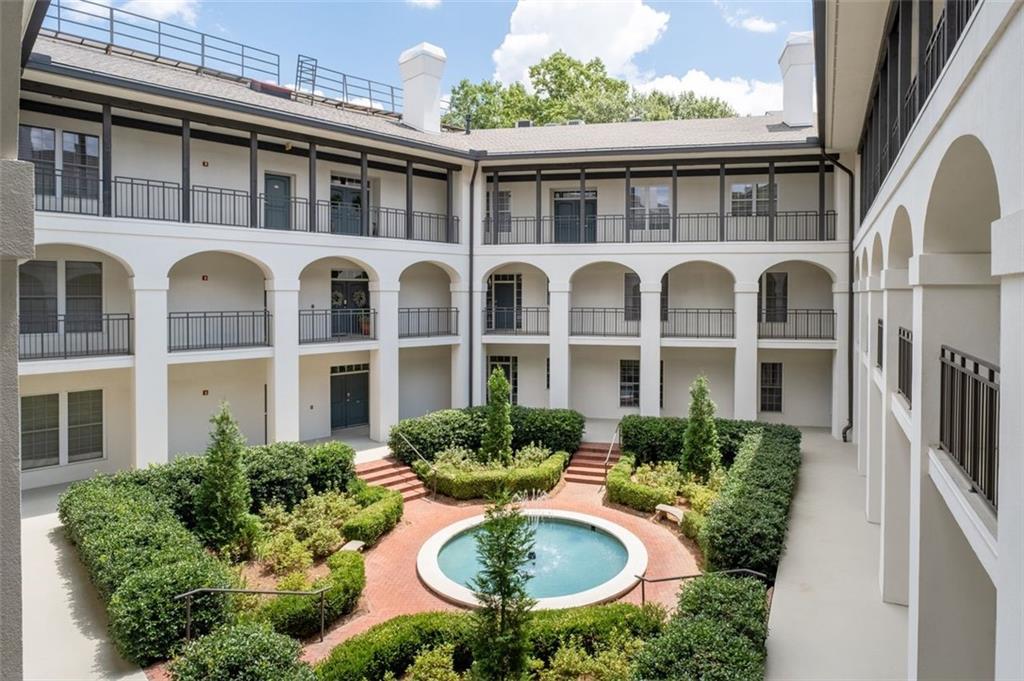 Atlanta, Georgia, 30327, United States, 2 Bedrooms Bedrooms, ,3 BathroomsBathrooms,Residential,For Sale,1895393