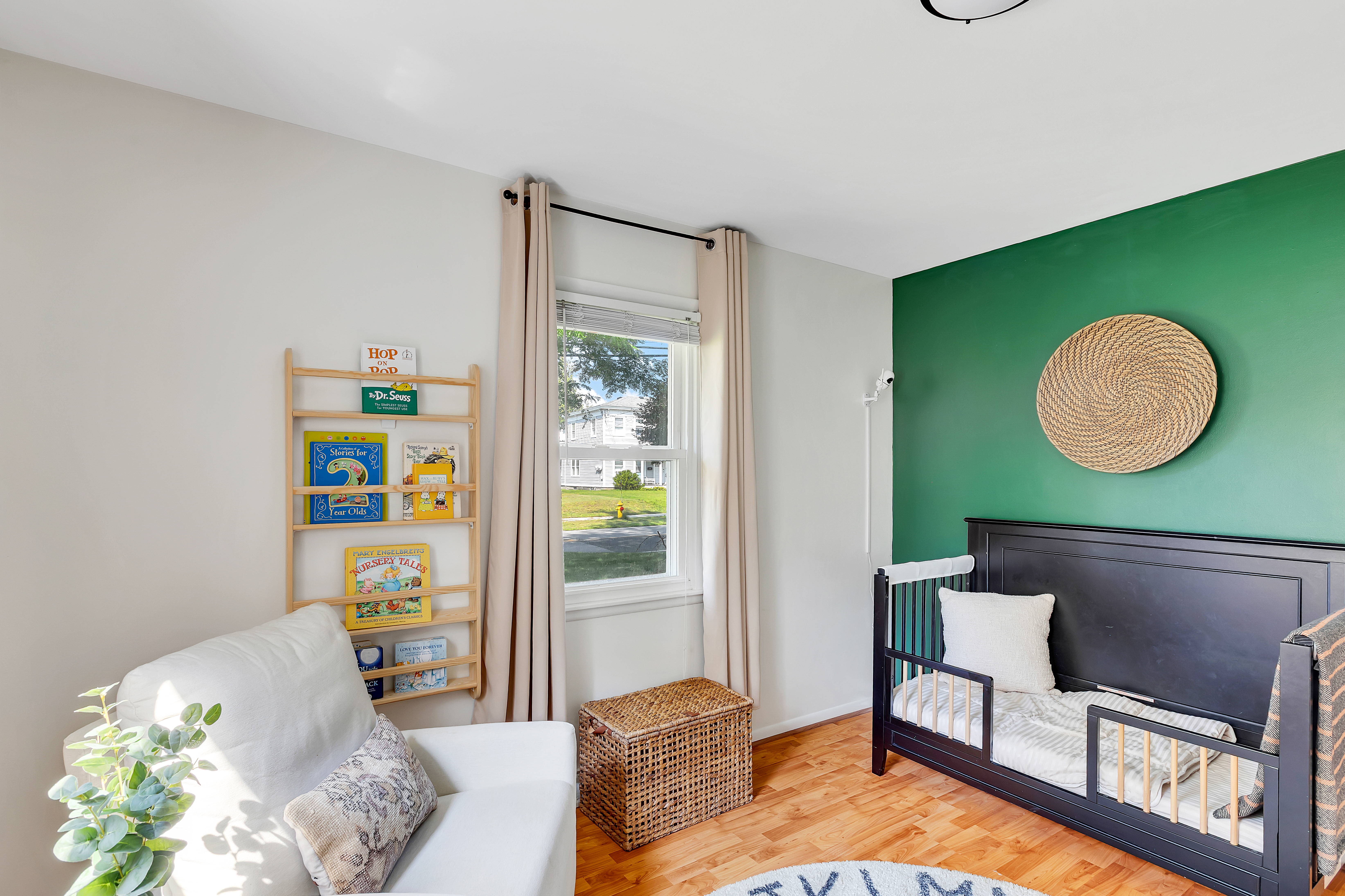  136 Kenwood Avenue, Bethlehem, NY, 12054 - 物件實景